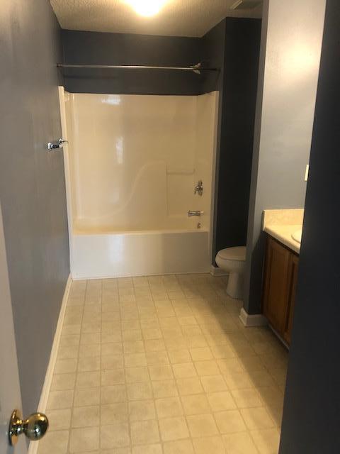 ROLLING PINES - Residential Lease