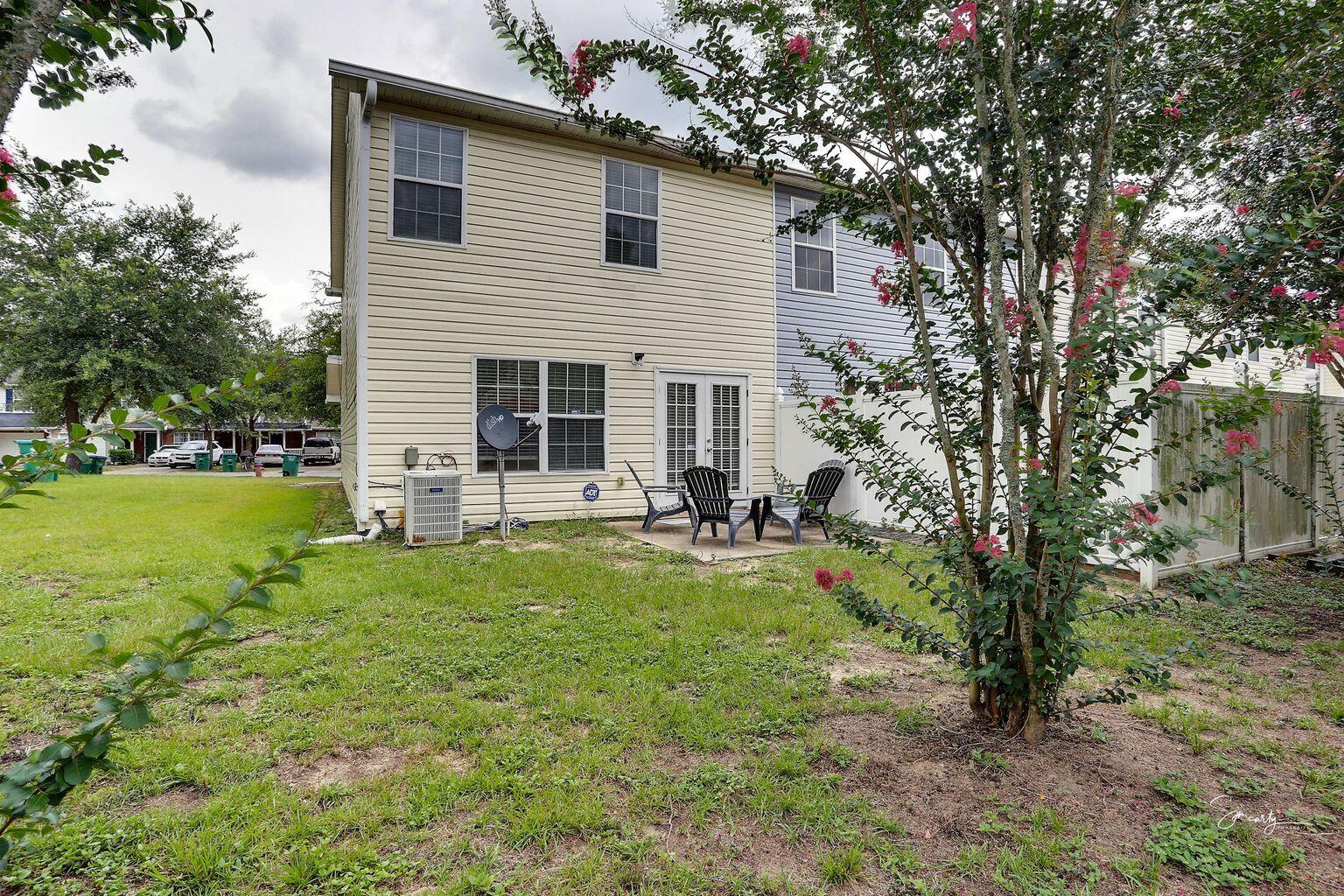 ROLLING PINES - Residential Lease