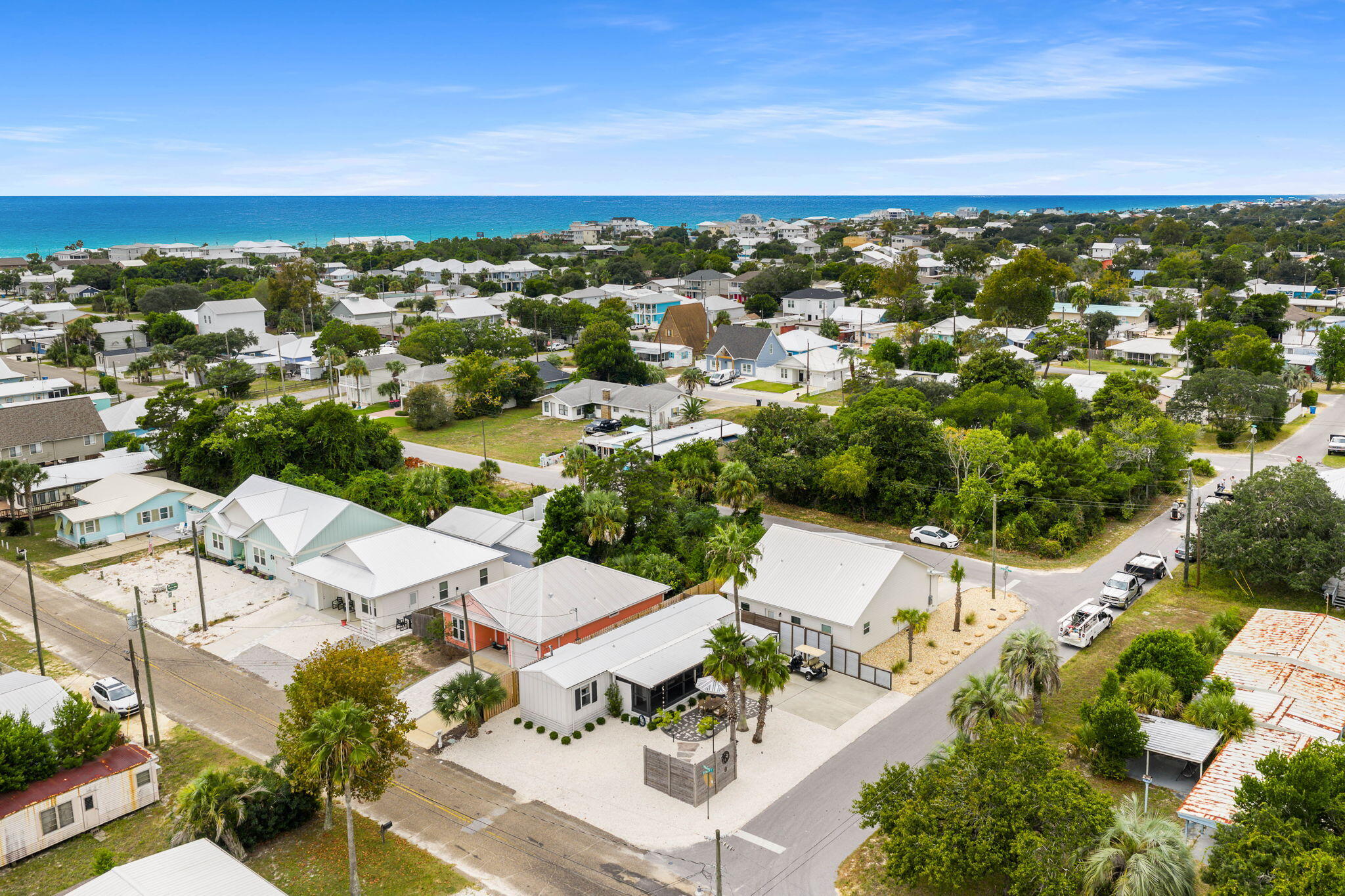 LAGUNA BEACH 6TH ADDN - Residential