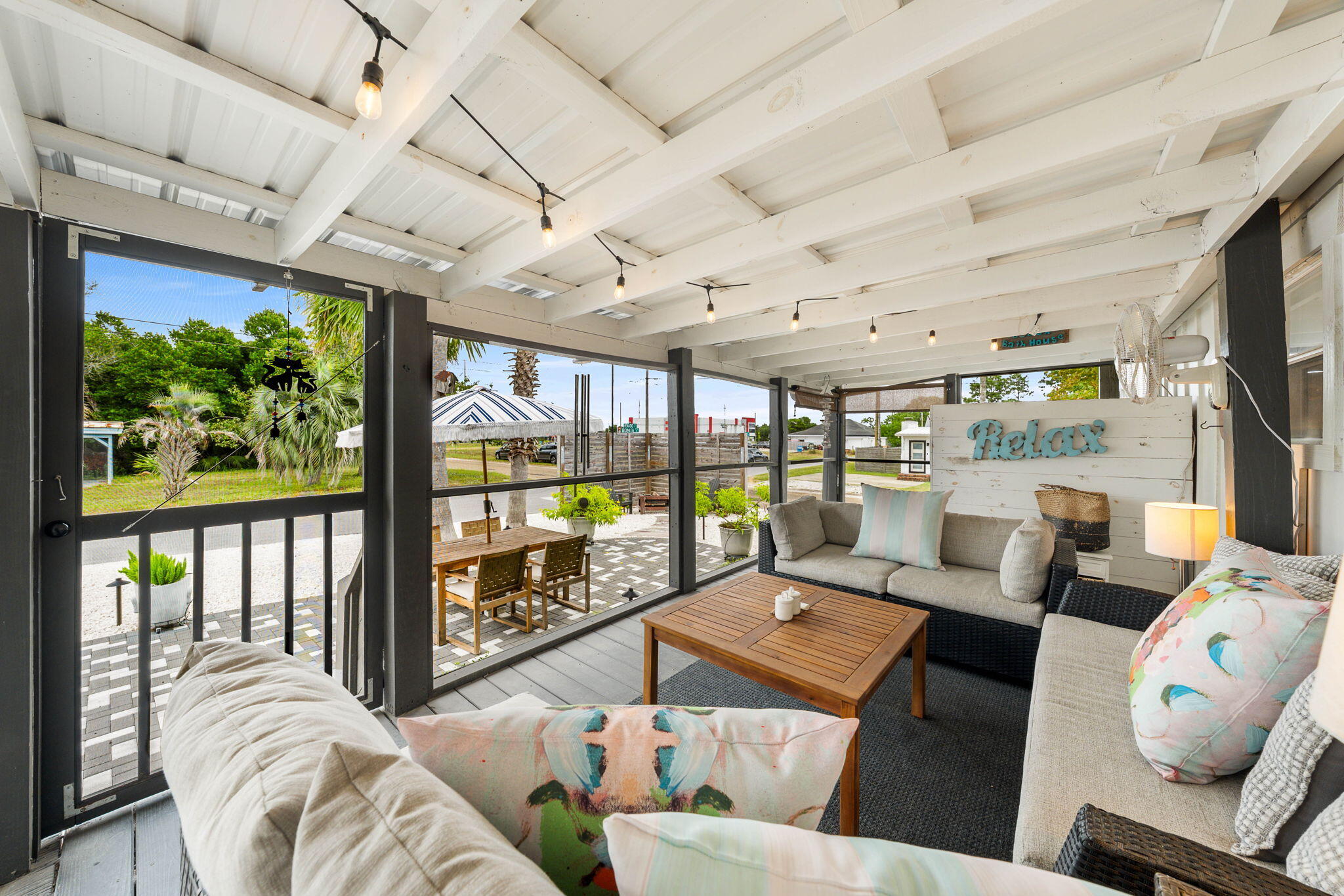 LAGUNA BEACH 6TH ADDN - Residential