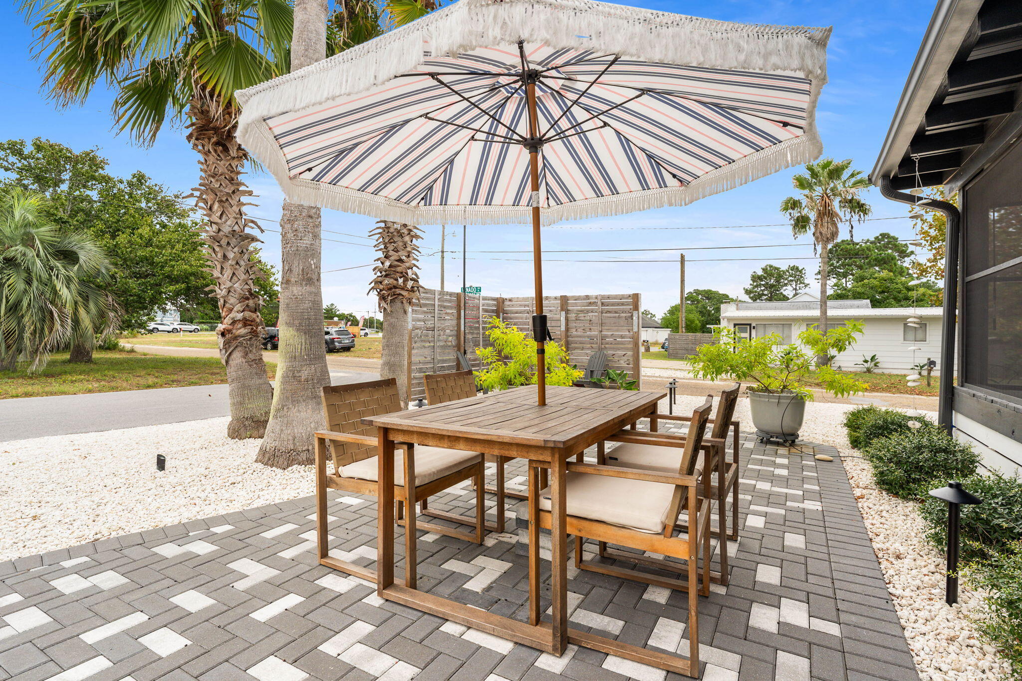 LAGUNA BEACH 6TH ADDN - Residential