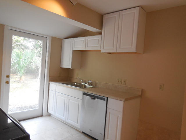 GARNIER BEACH - Residential