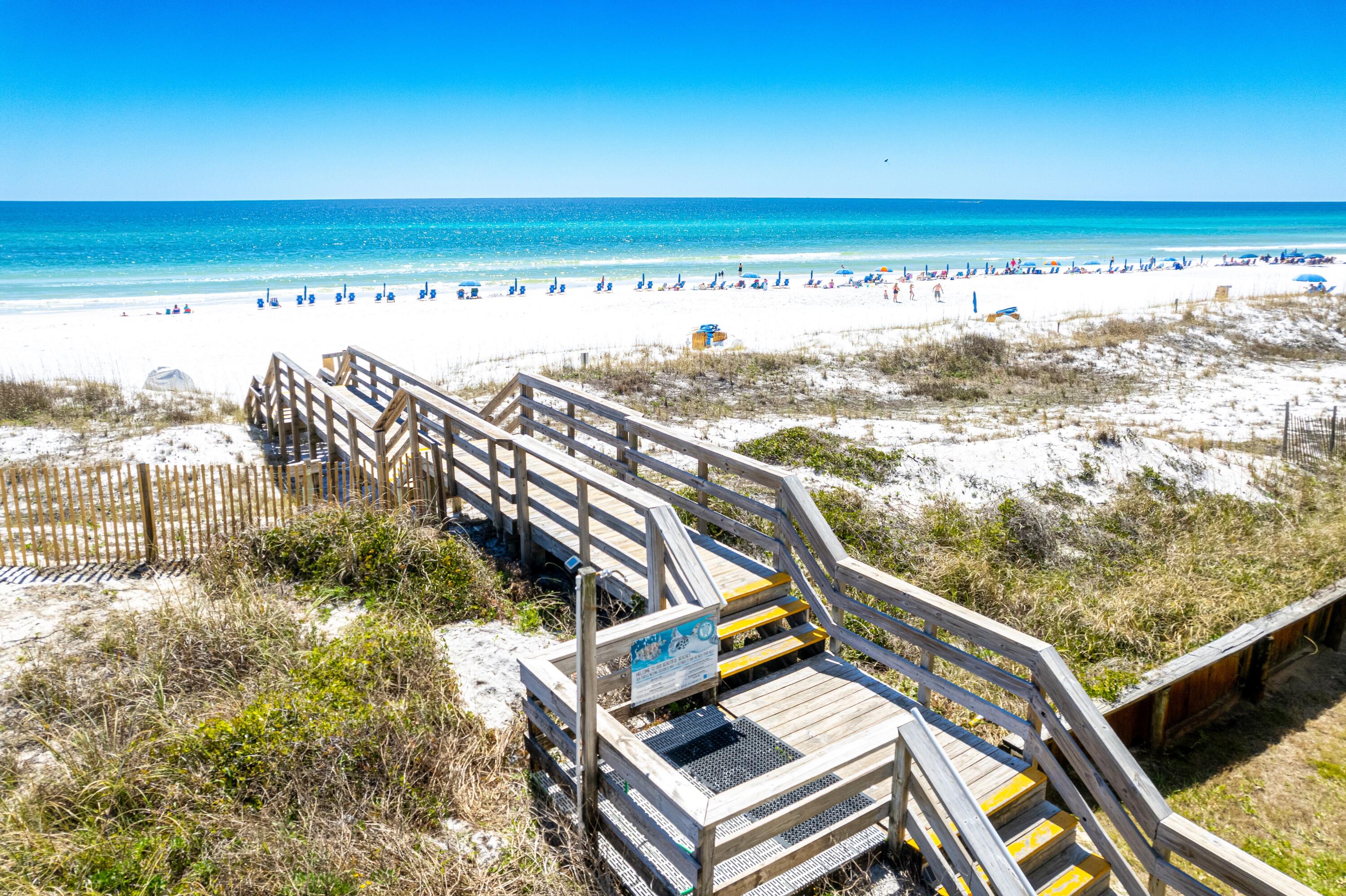 MAINSAIL CONDO PH 1 - Residential