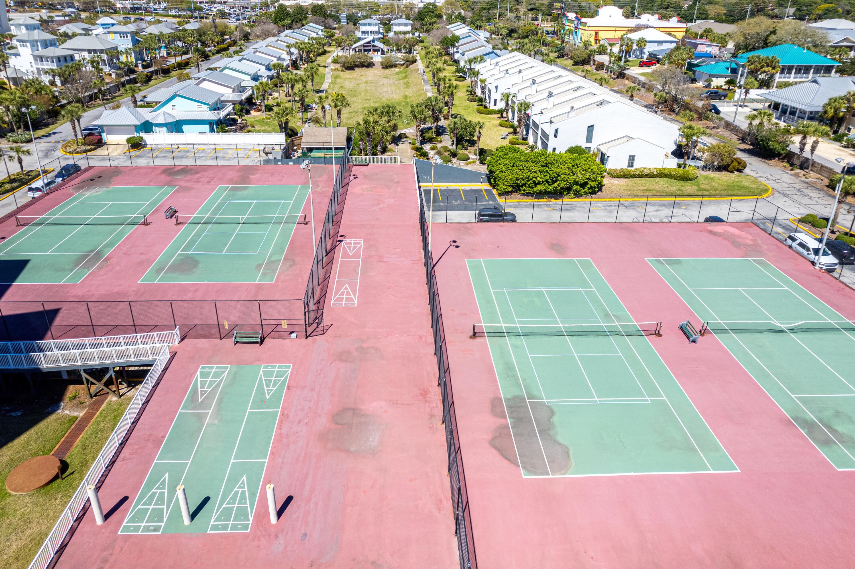MAINSAIL CONDO PH 1 - Residential