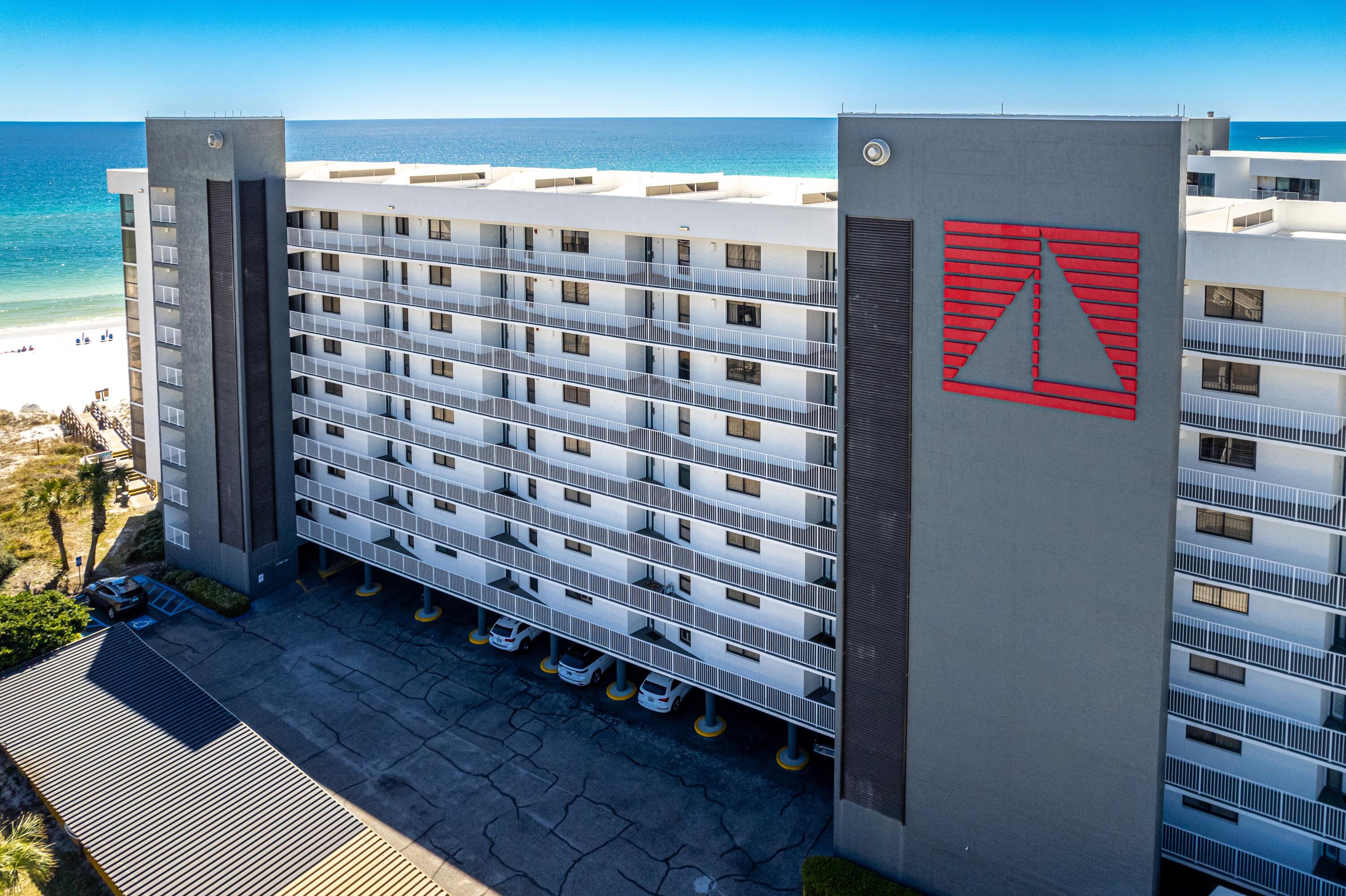MAINSAIL CONDO PH 1 - Residential