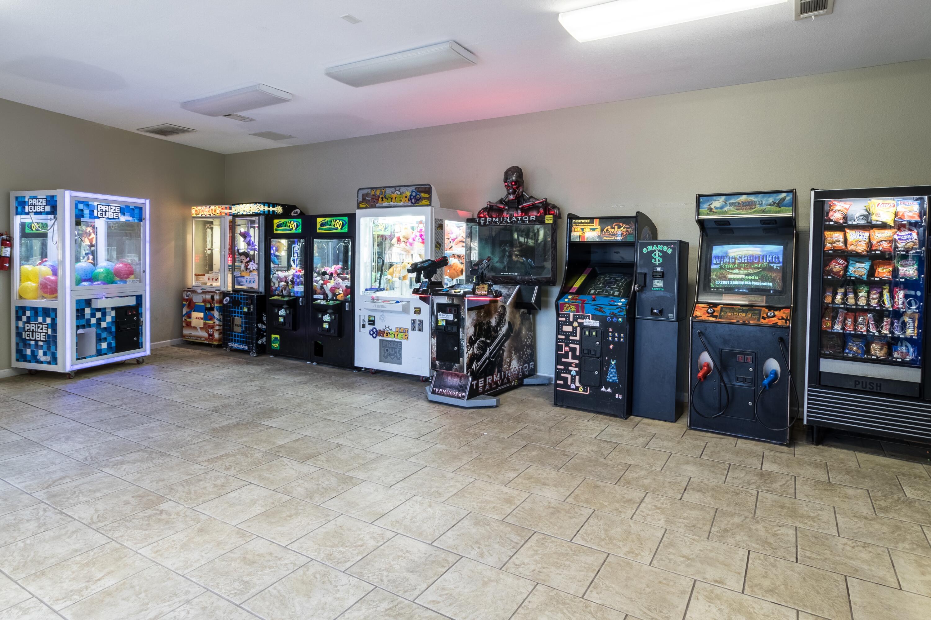MAINSAIL CONDO PH 1 - Residential