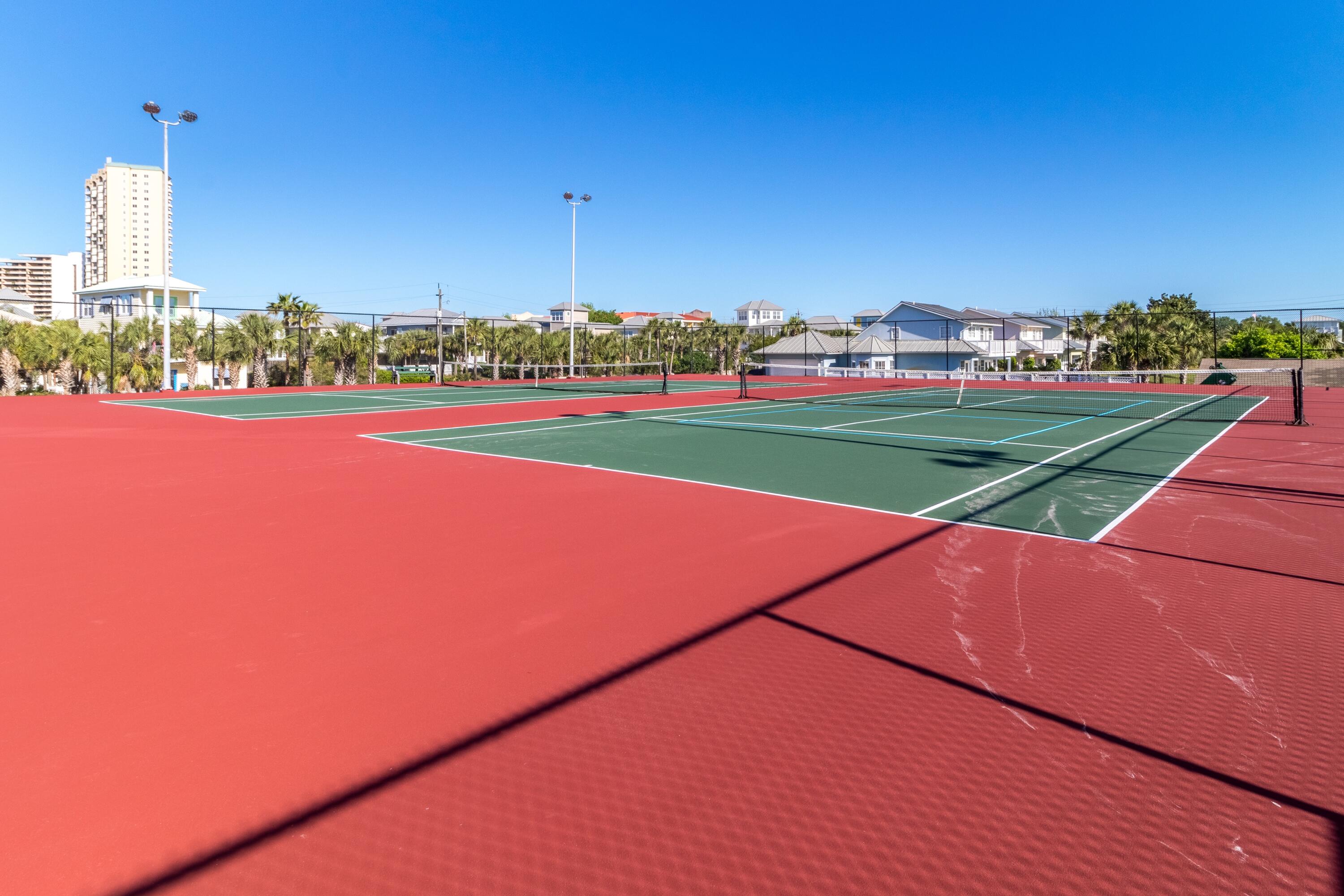 MAINSAIL CONDO PH 1 - Residential
