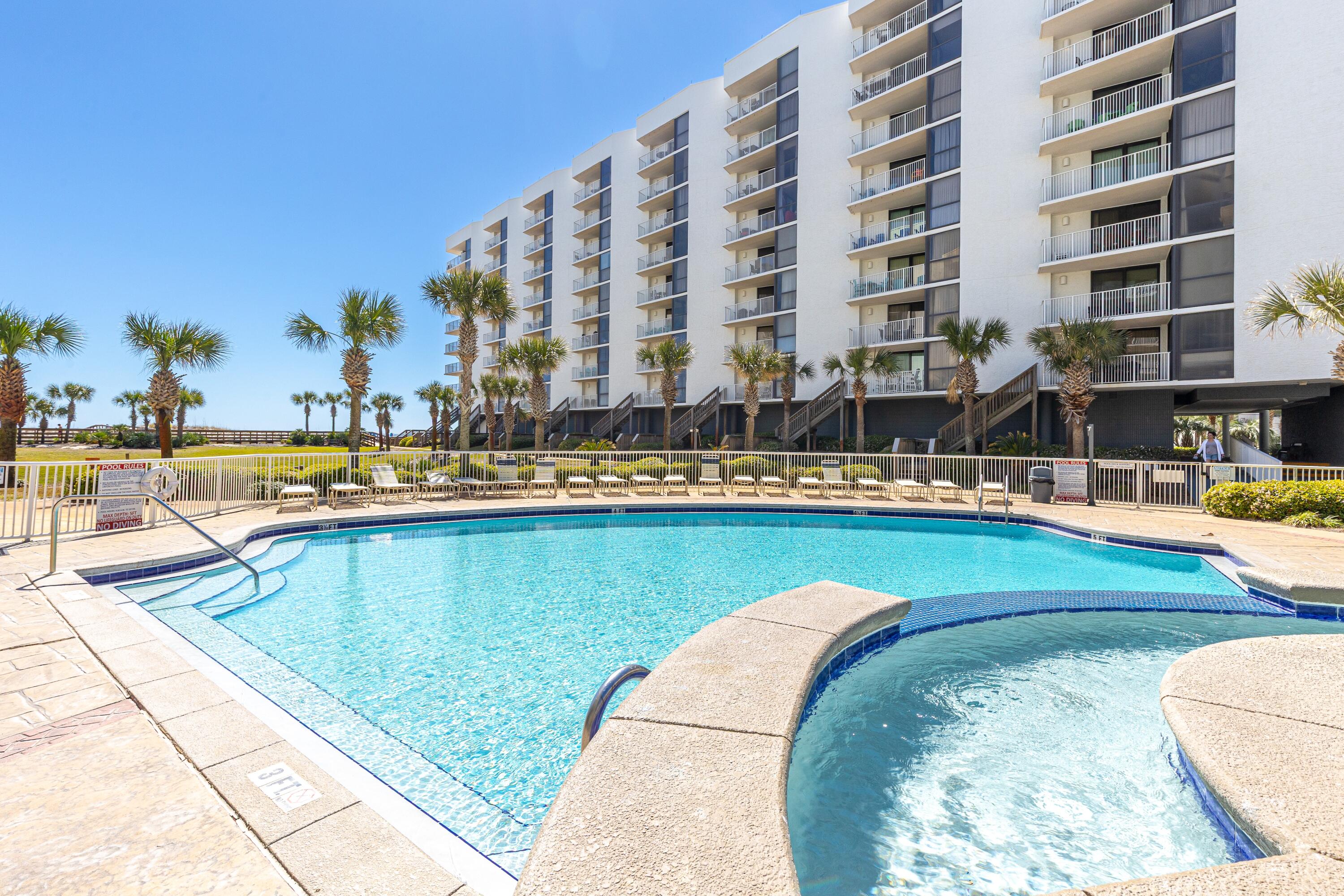 MAINSAIL CONDO PH 1 - Residential