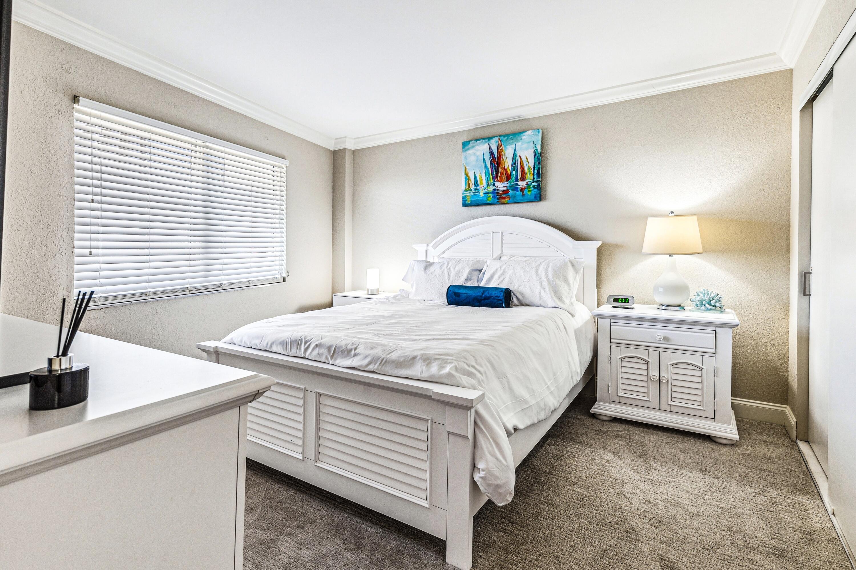 MAINSAIL CONDO PH 1 - Residential