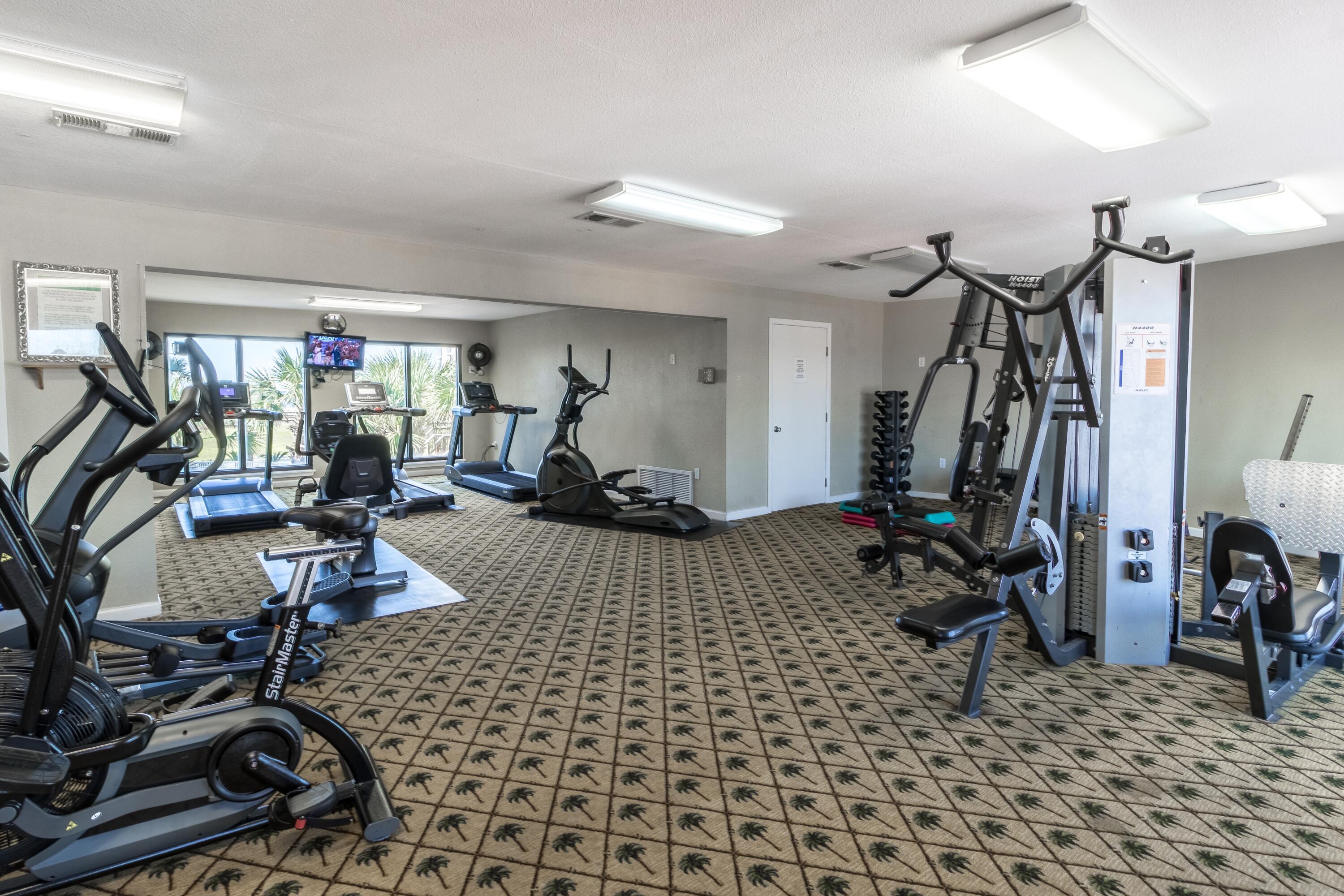 MAINSAIL CONDO PH 1 - Residential