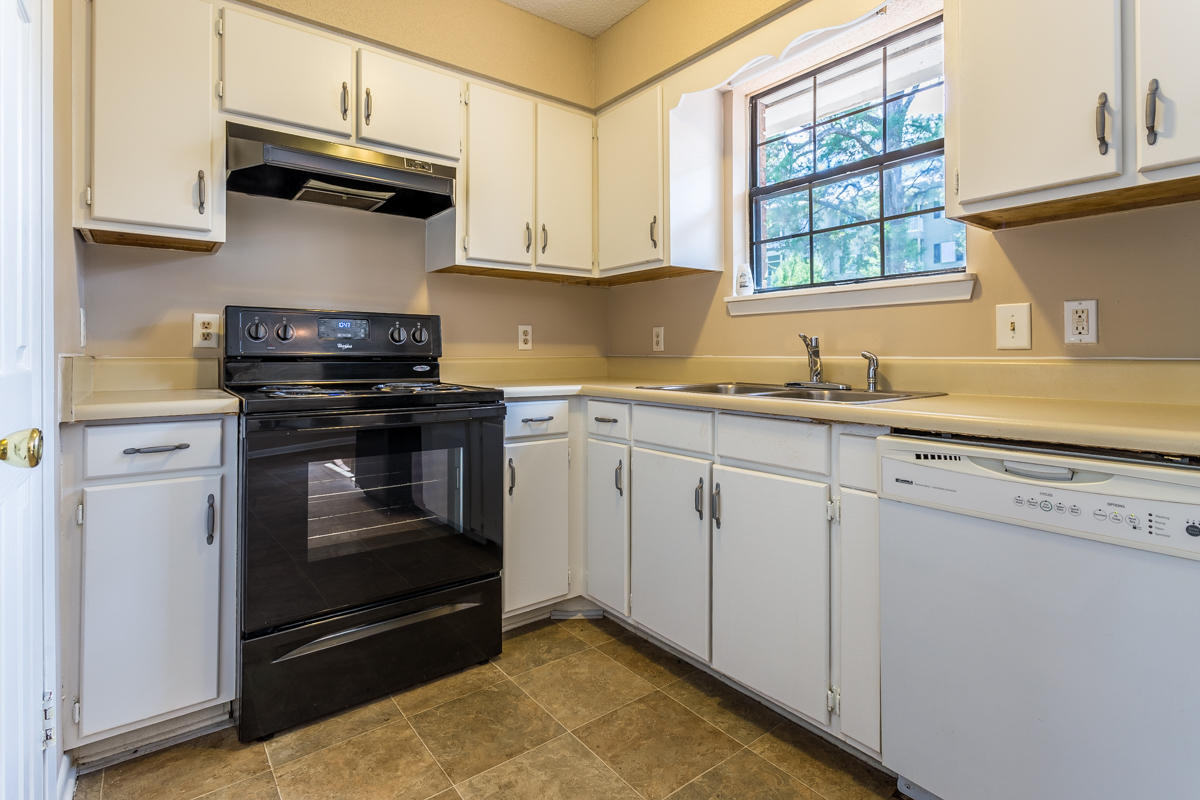 CAMPBELL ST - Residential Lease