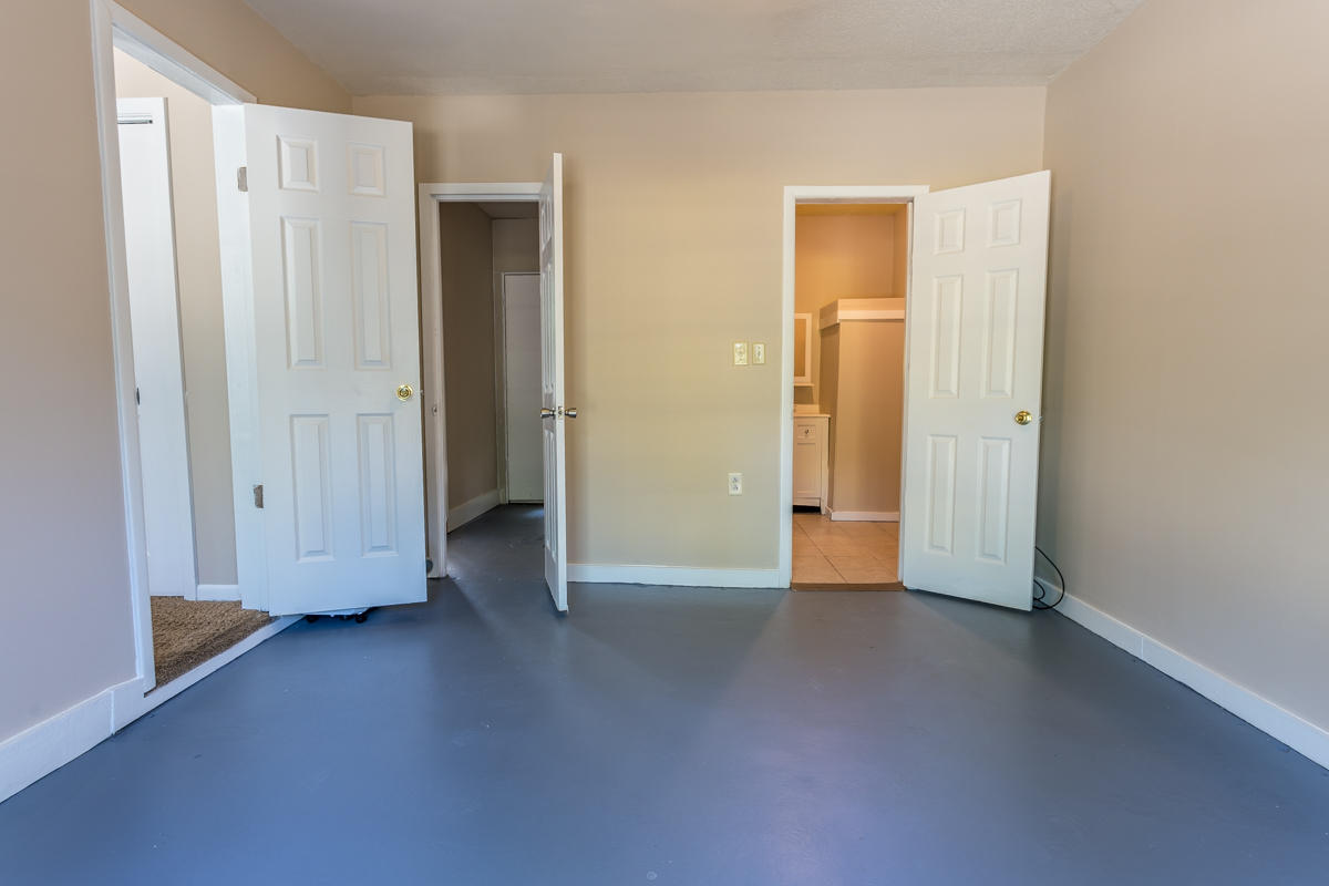 CAMPBELL ST - Residential Lease