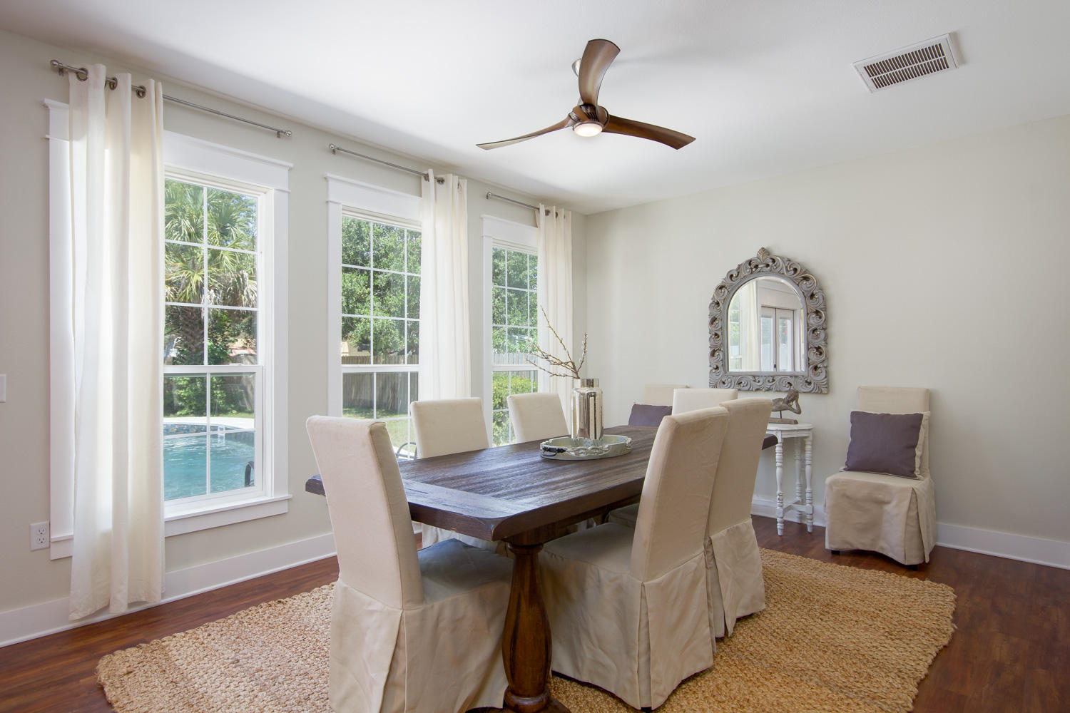 Villa Rush Park - Residential