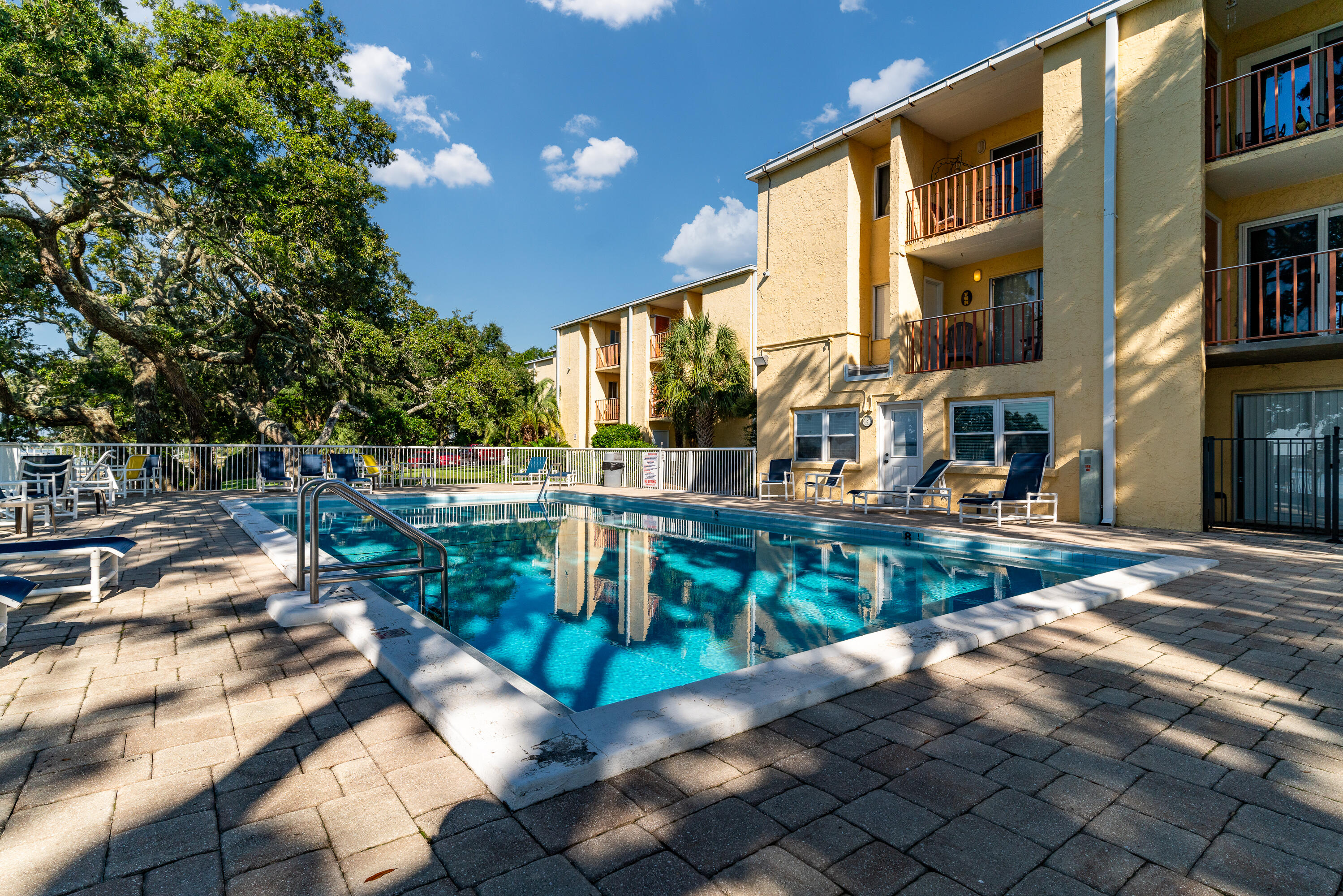 Cedars Condo - Residential