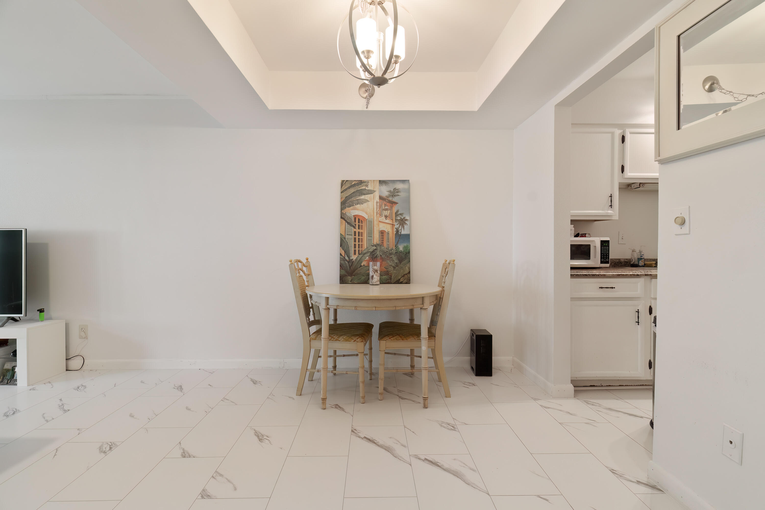 Cedars Condo - Residential