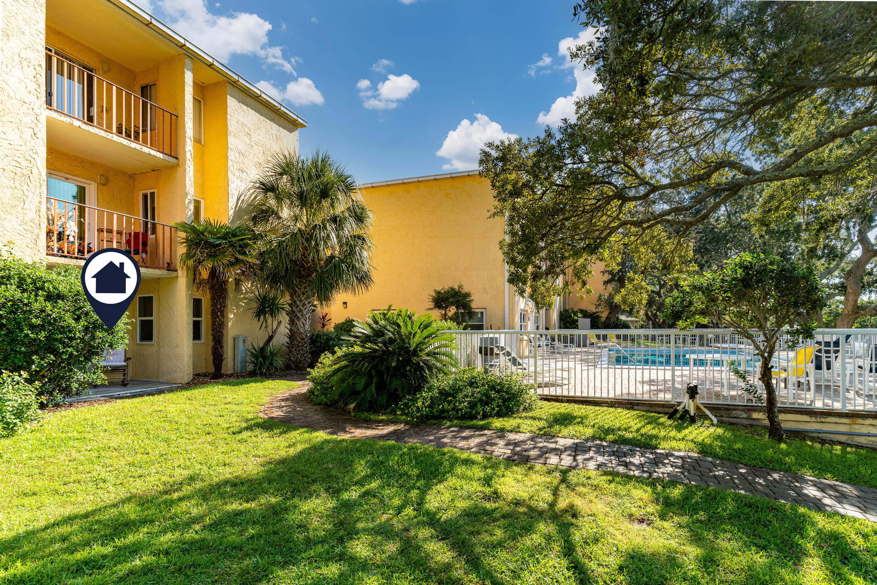 Cedars Condo - Residential