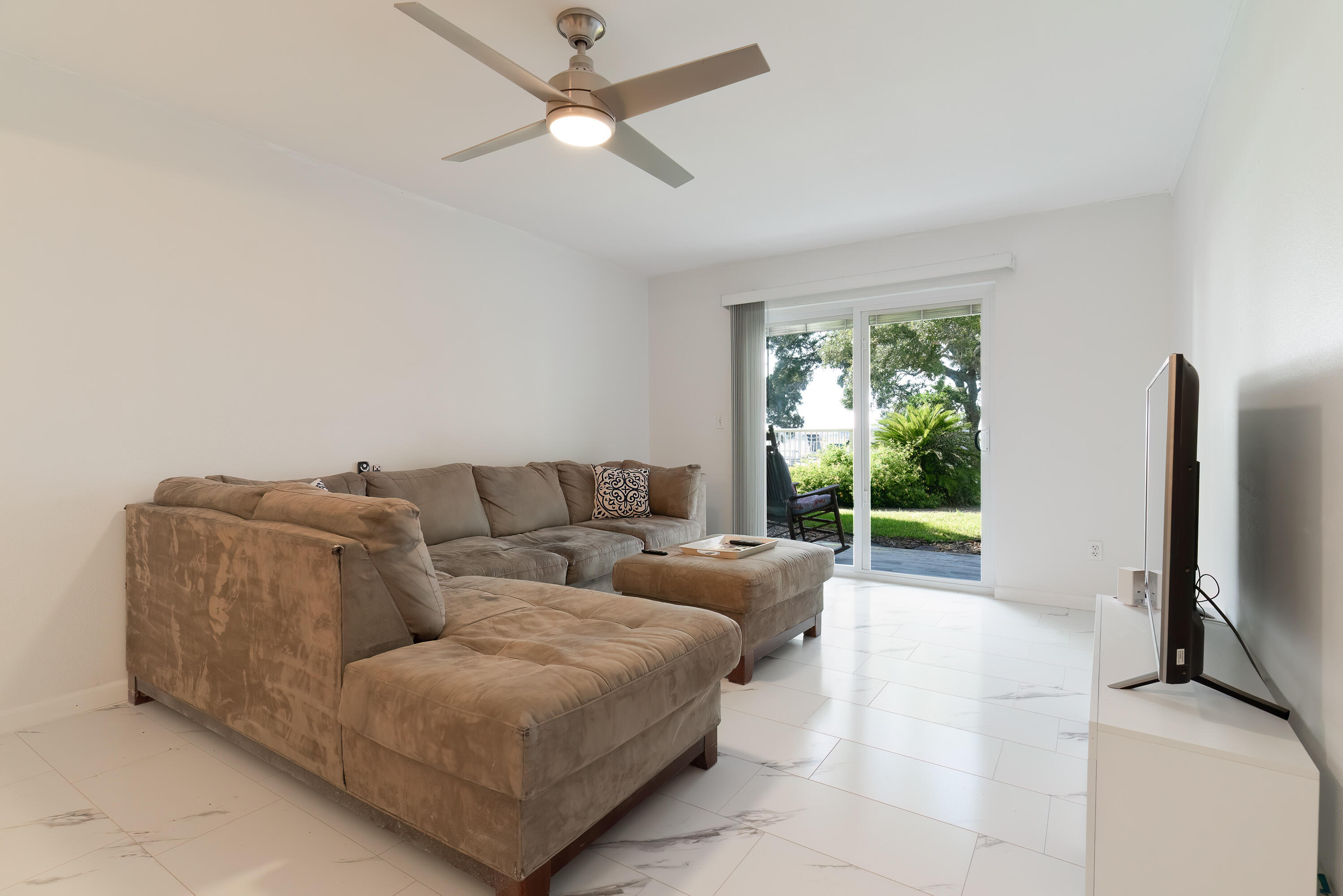 Cedars Condo - Residential