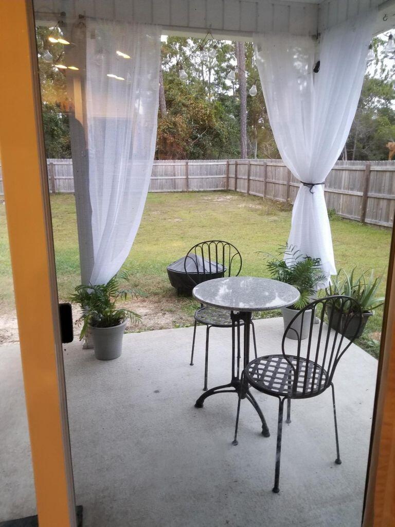 METES & BOUNDS - Residential Lease