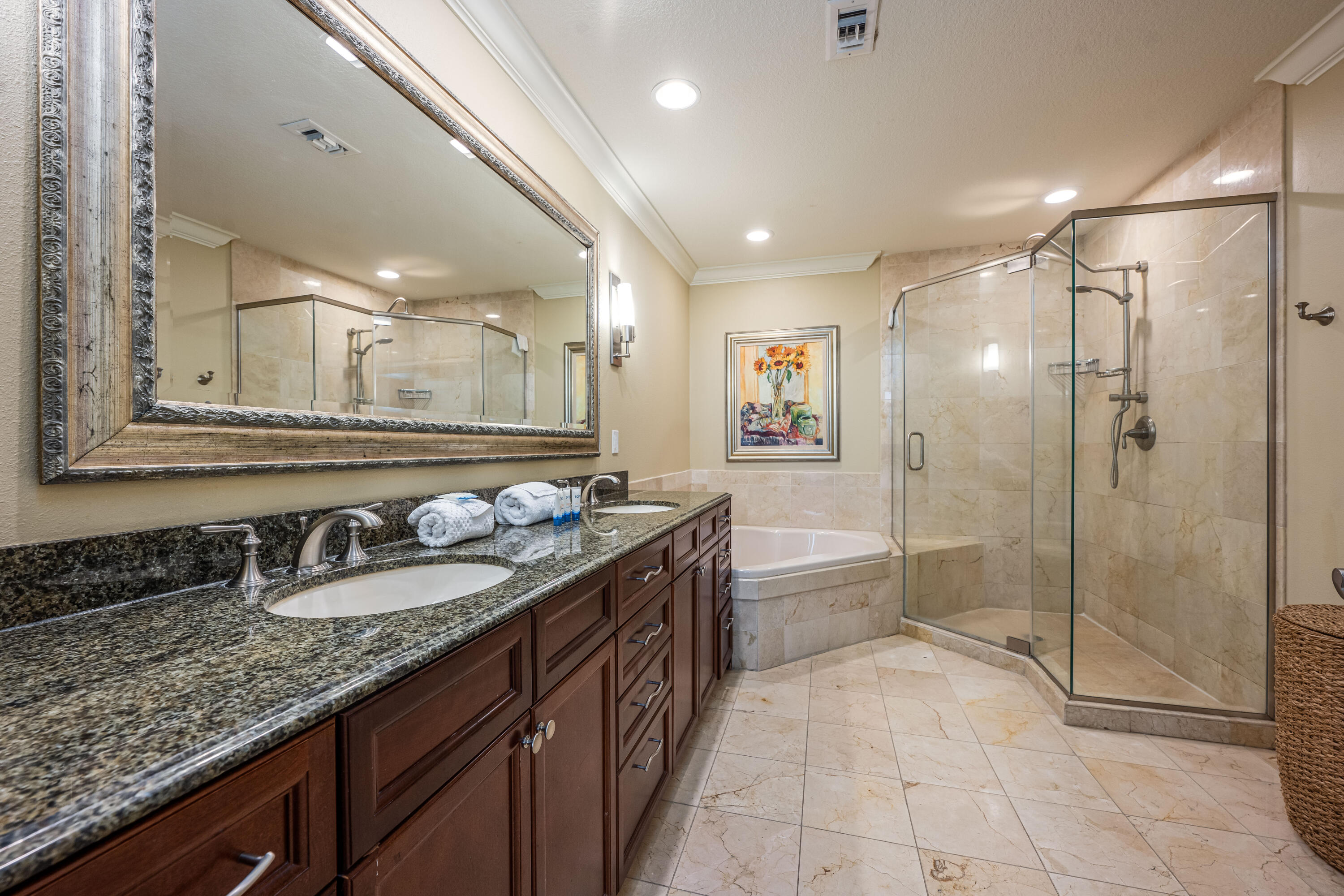 Emerald Grande East-Whole Unit - Residential