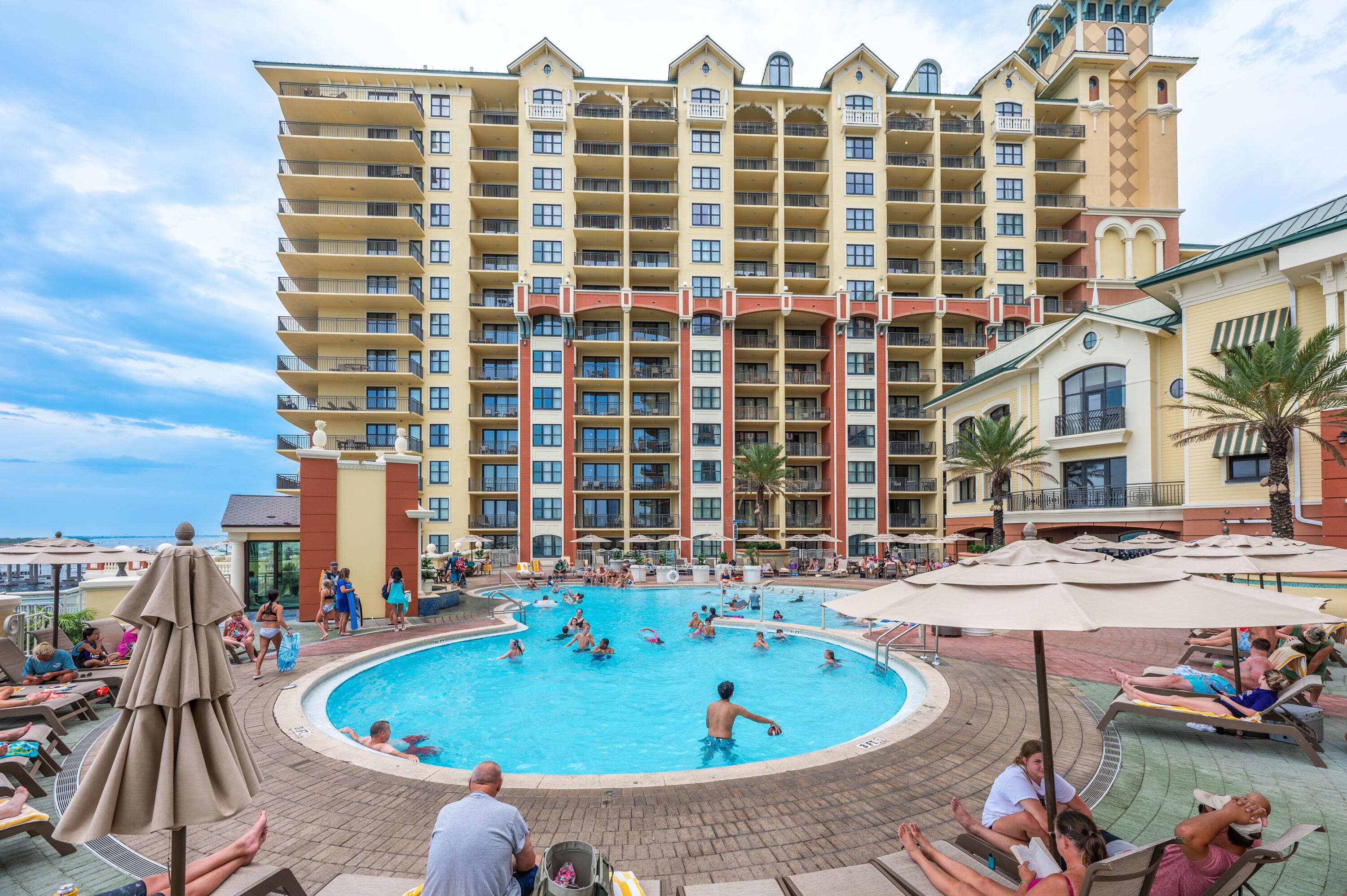 Emerald Grande East-Whole Unit - Residential