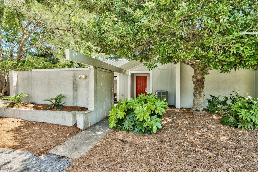 This 2 bedroom 2 bathroom Florida cottage is tucked away in the peaceful neighborhood of Linkside. The large open floor plan allows for comfortable relaxing and boasts ceramic tile throughout for easy maintenance. Custom cabinetry and solid surface counter tops with breakfast bar complete the fully equipped kitchen. Both bedrooms are great in size and have en suite bathrooms. Enjoy the open patio with plenty of space for grilling and entertaining in the partially fenced backyard. Your very own golf cart is included. Conveniently located by the Sandestin Owners pool and Linkside golf course.