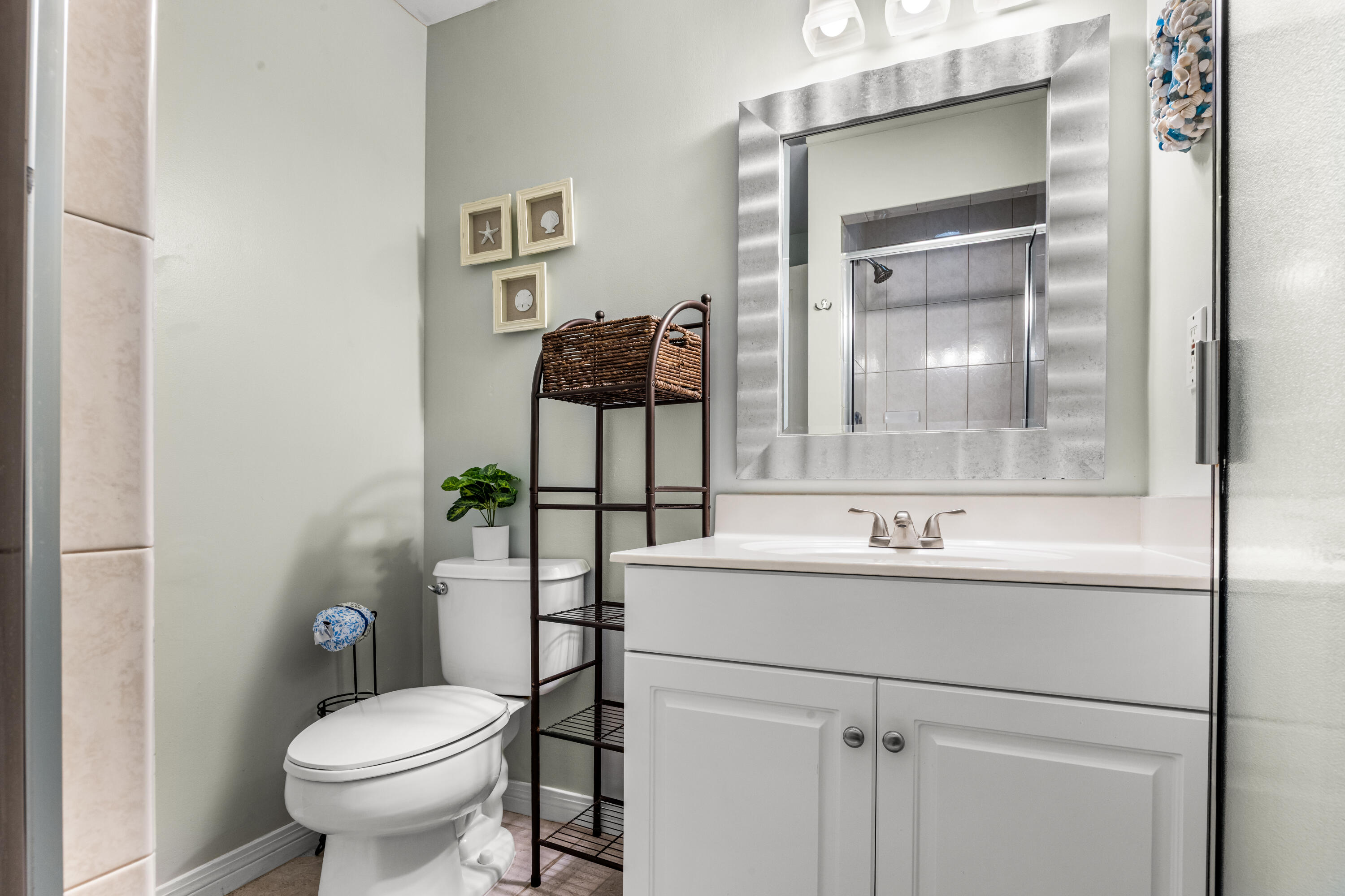 DESTIN WEST BEACH & BAY RESORT UNIT 205 - Residential