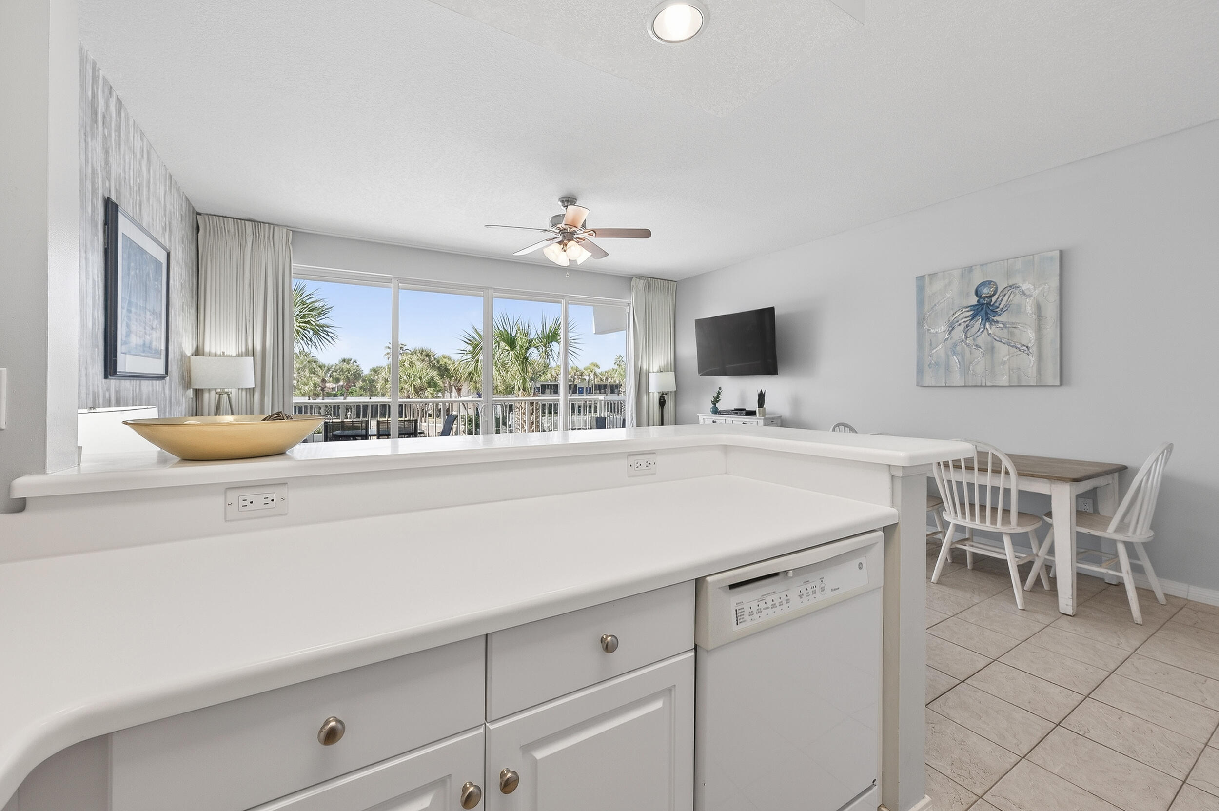 DESTIN WEST BEACH & BAY RESORT UNIT 205 - Residential