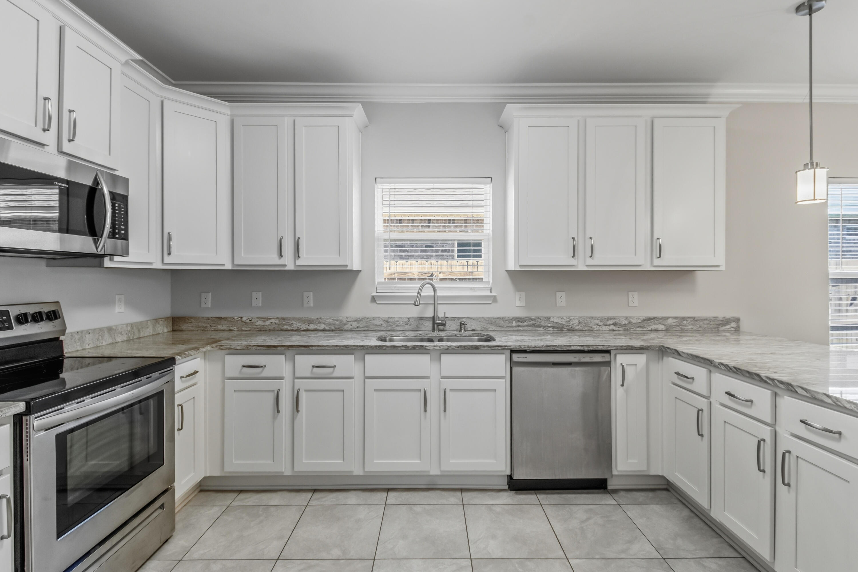 WYNNEHAVEN BCH EST - Residential