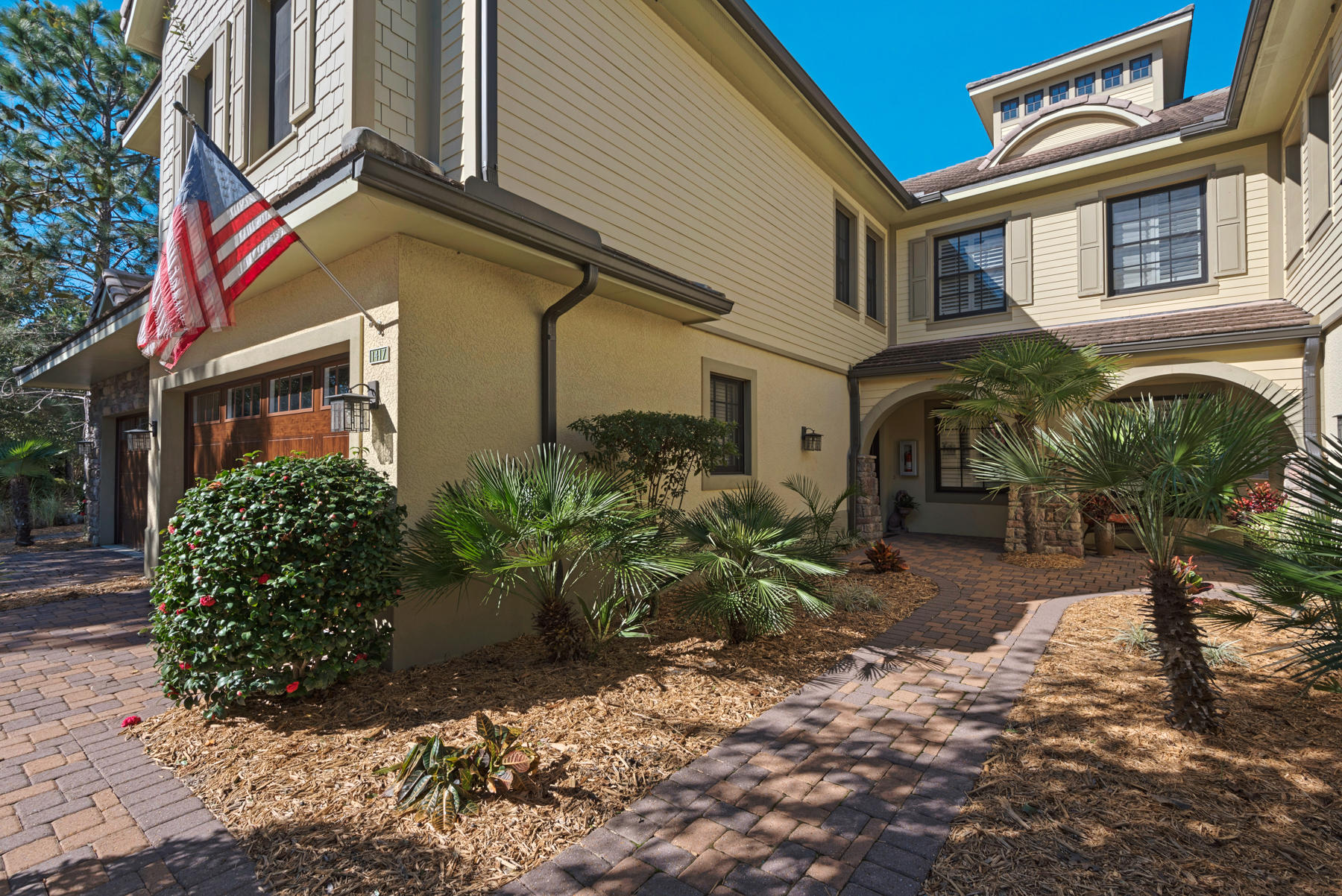 WILD HERON - CLUBSIDE II - Residential