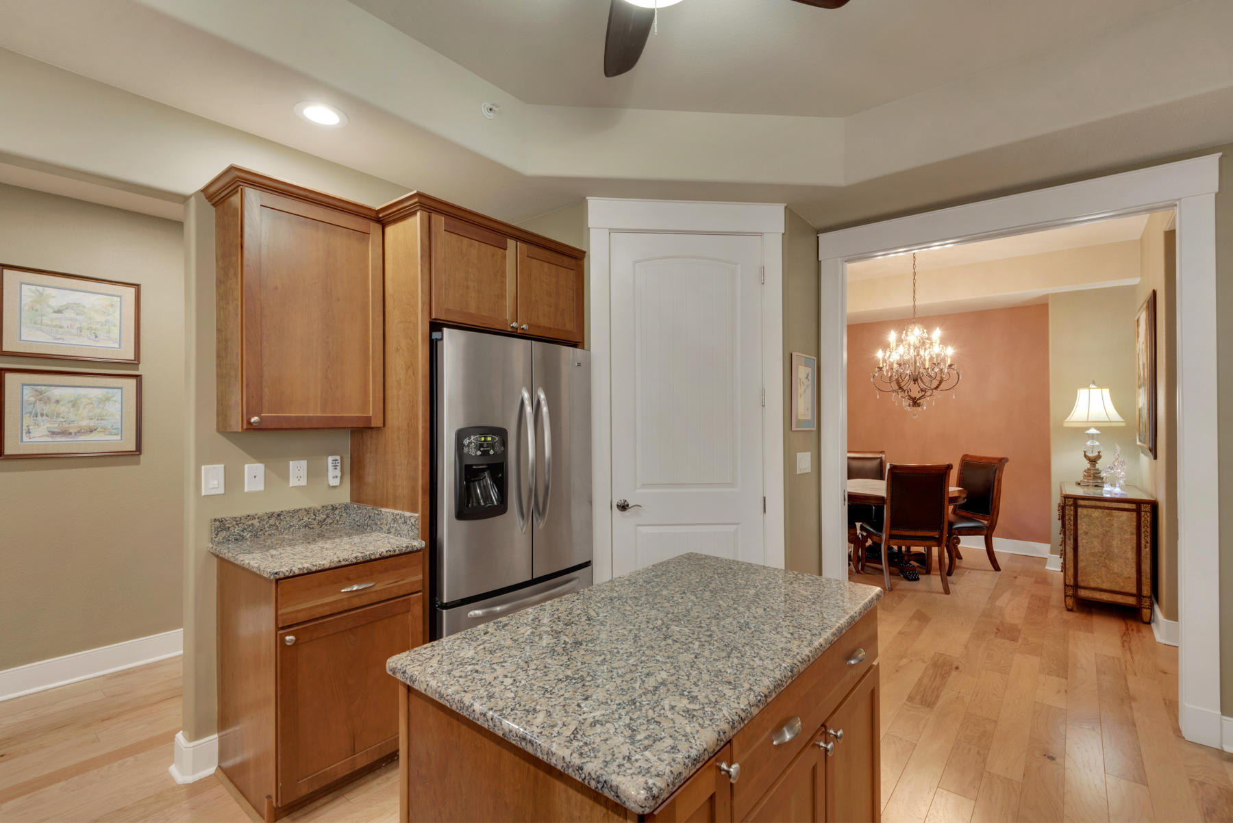 WILD HERON - CLUBSIDE II - Residential