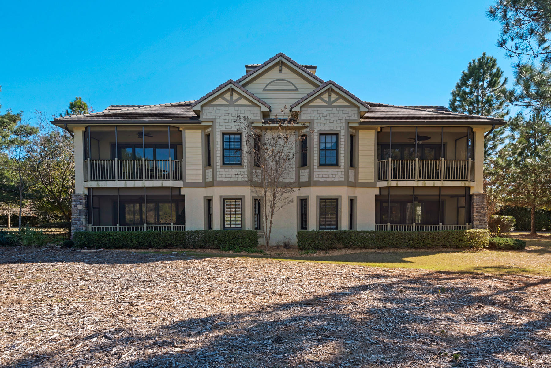 WILD HERON - CLUBSIDE II - Residential