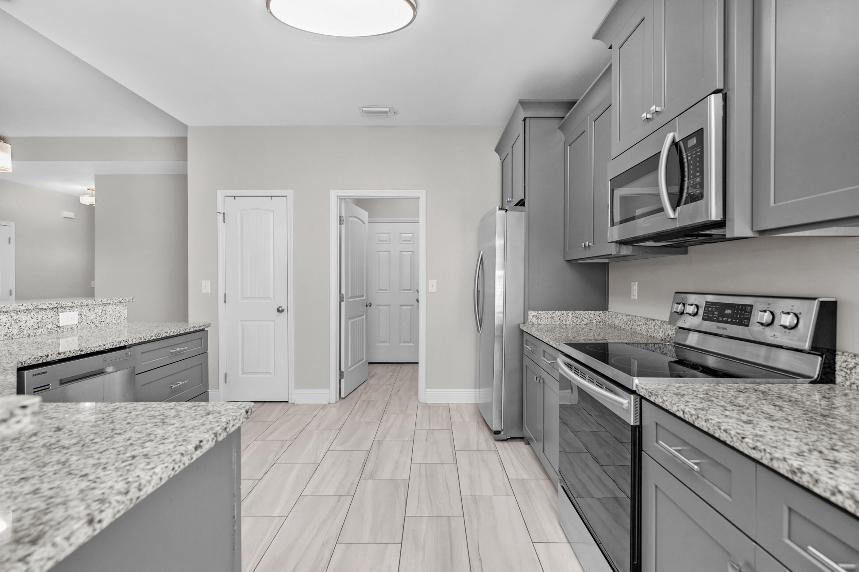 CRESCENT SHORES - Residential