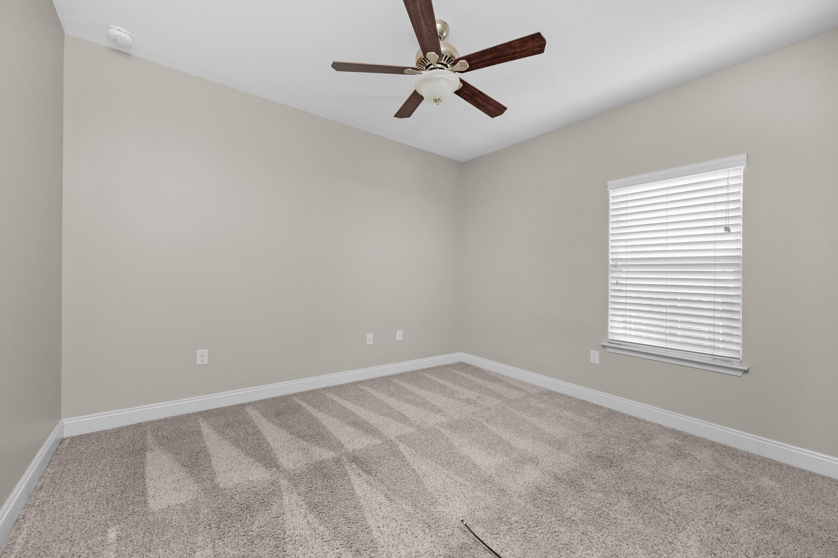 CRESCENT SHORES - Residential