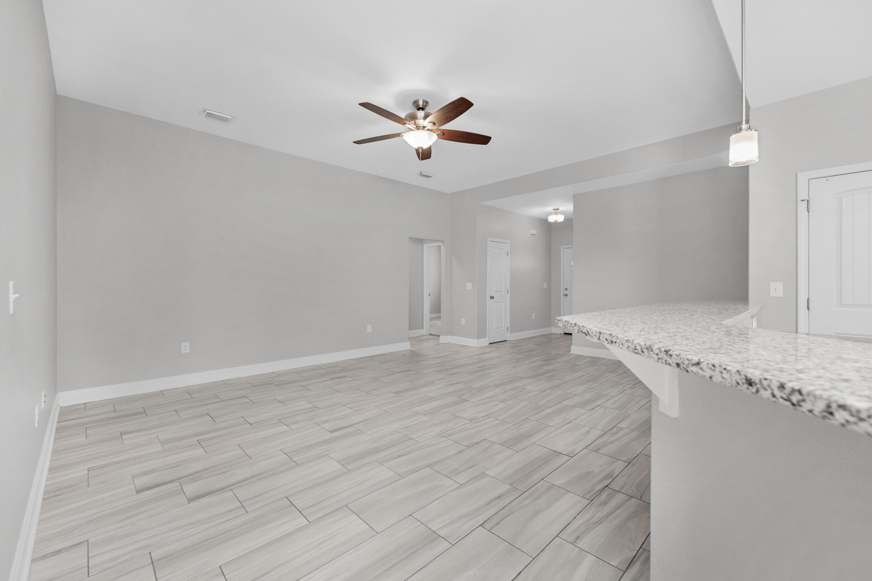 CRESCENT SHORES - Residential