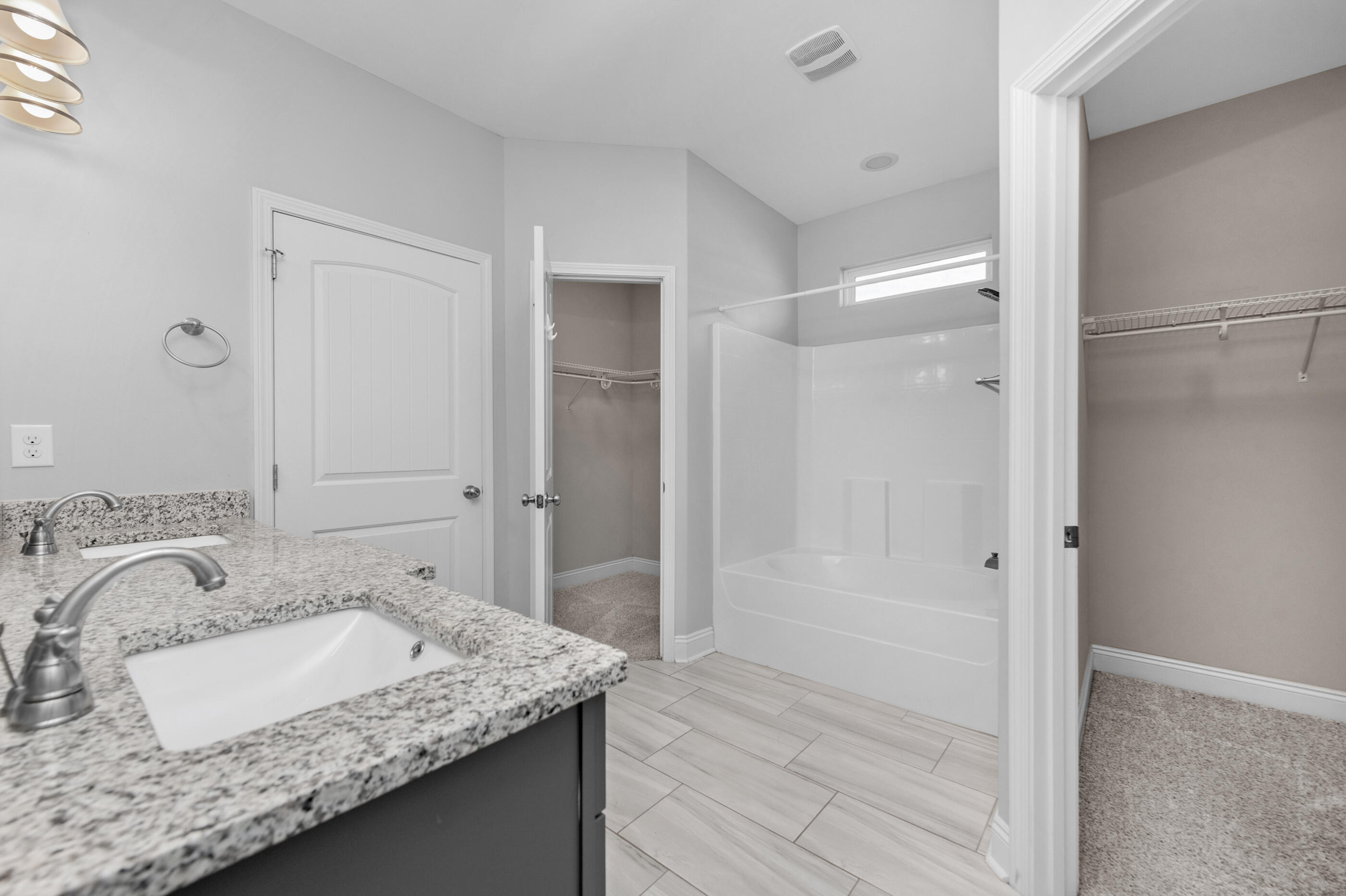 CRESCENT SHORES - Residential