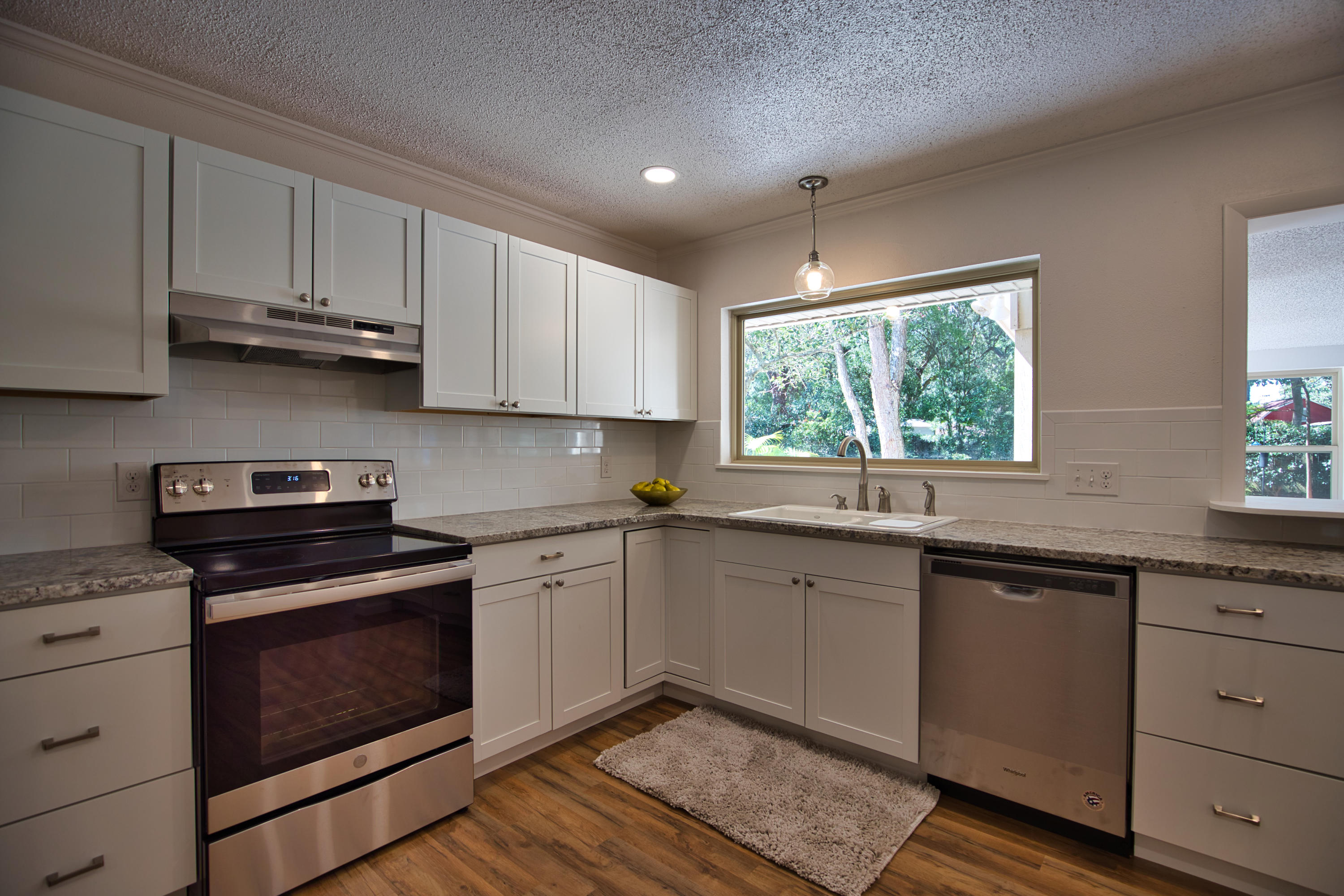 BAYOU WOODS - Residential