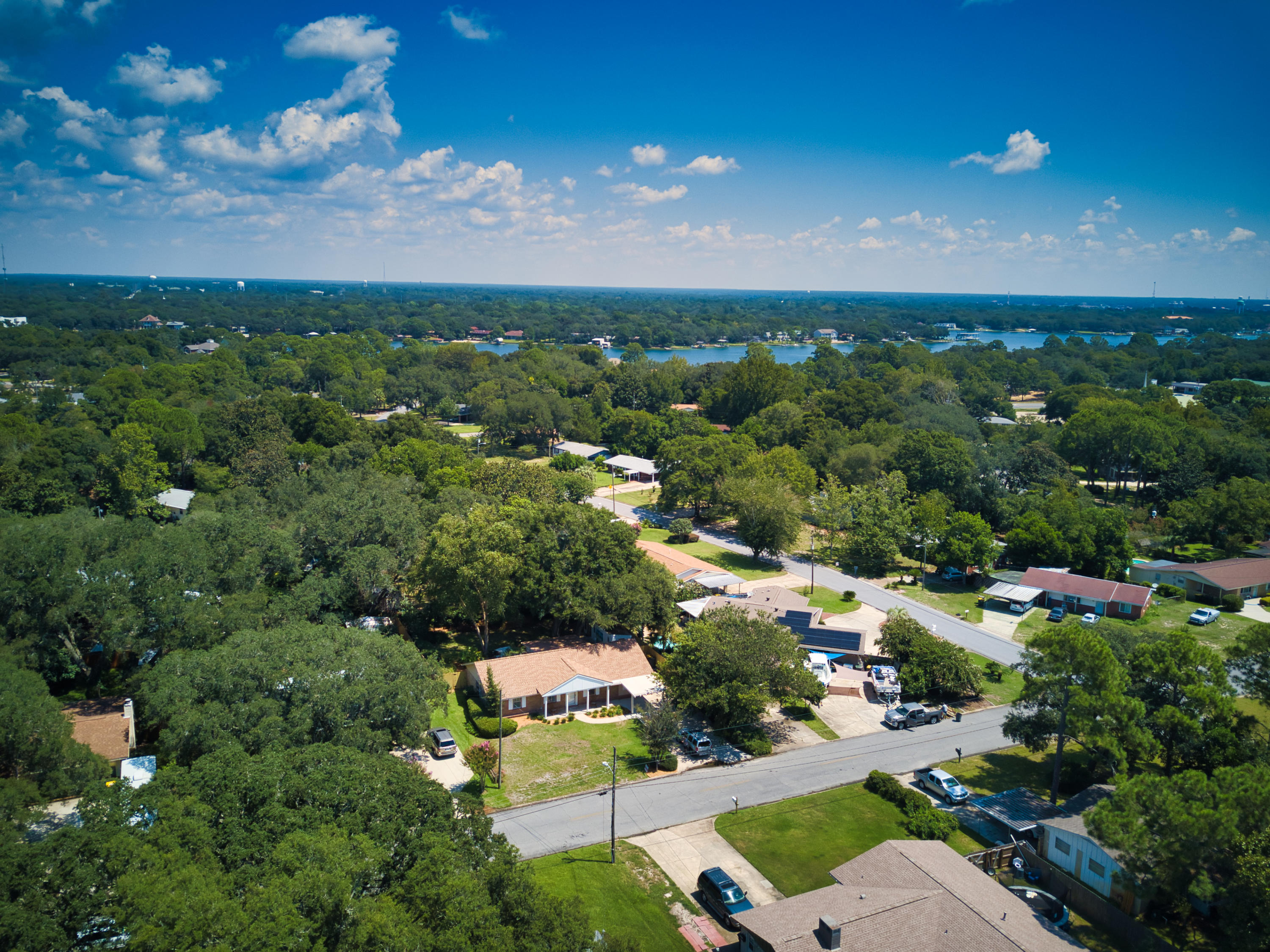 BAYOU WOODS - Residential