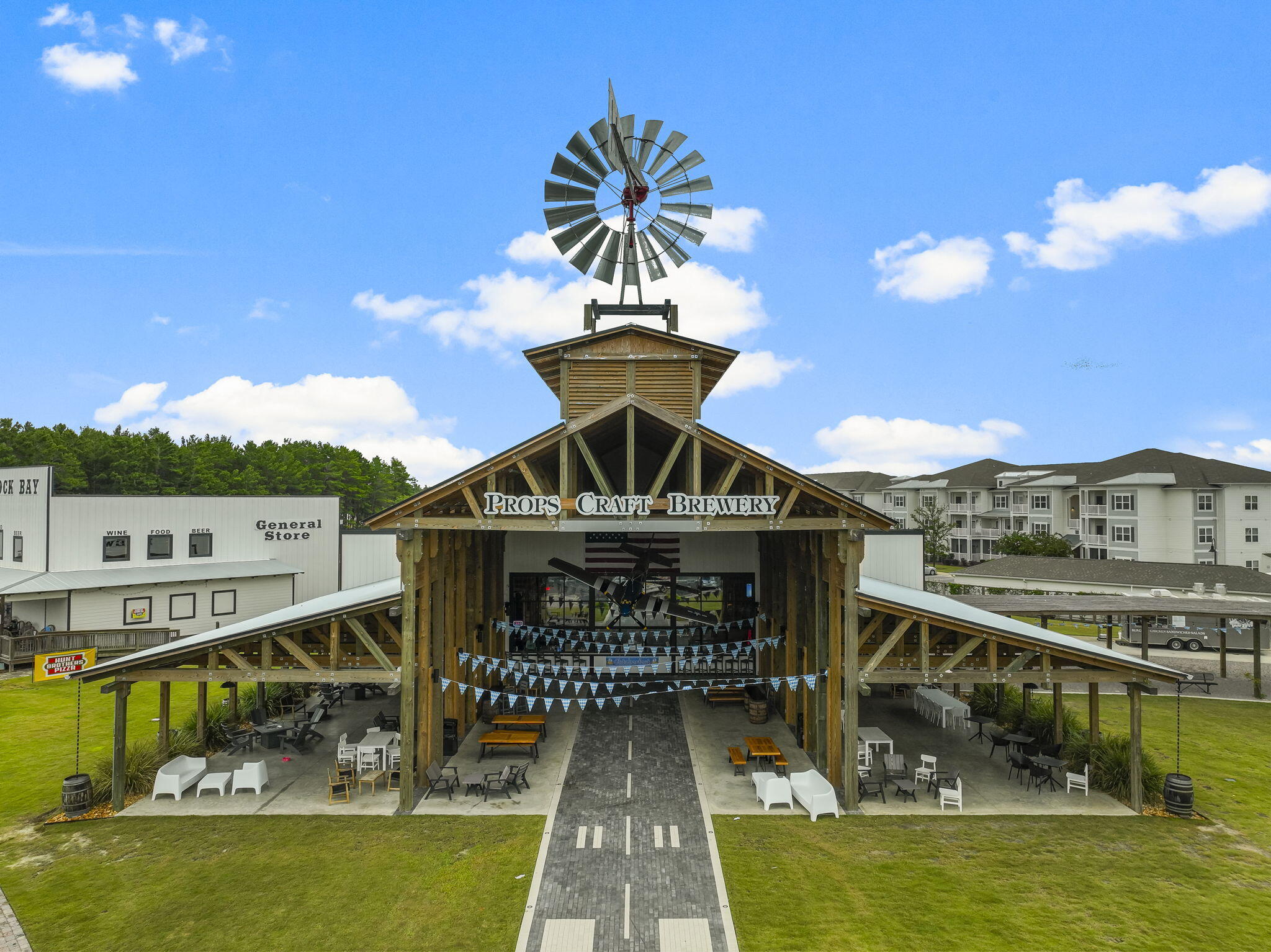 HAMMOCK BAY - Residential