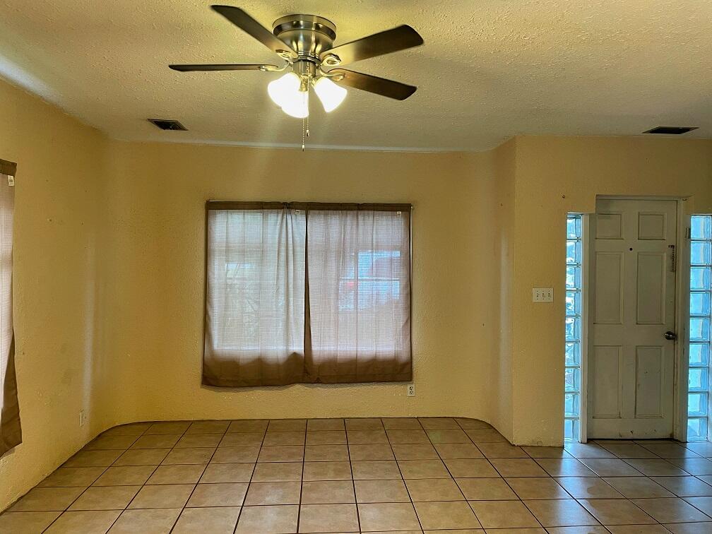 METES & BOUNDS - Residential Lease