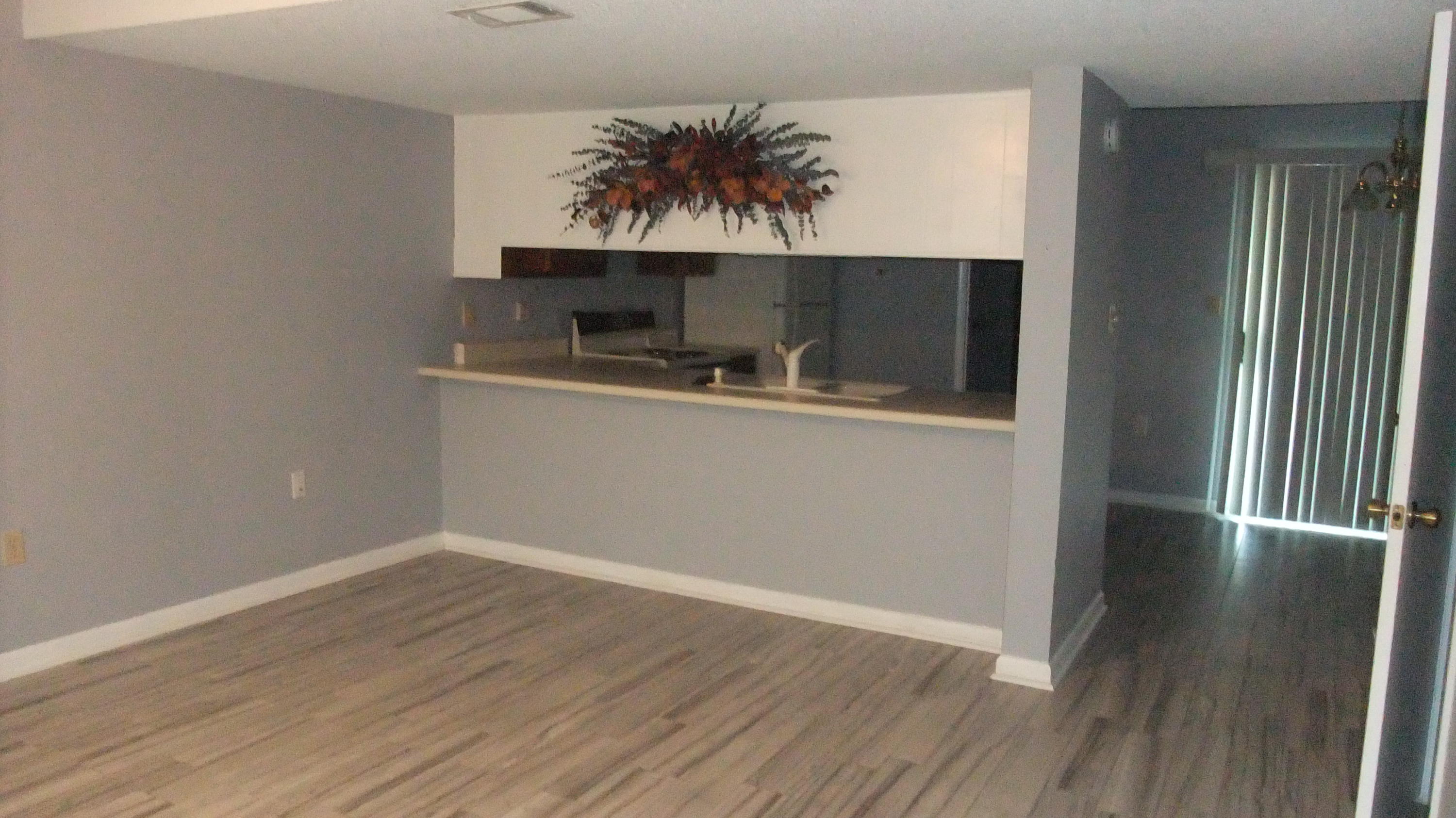 Viking Manor - Residential