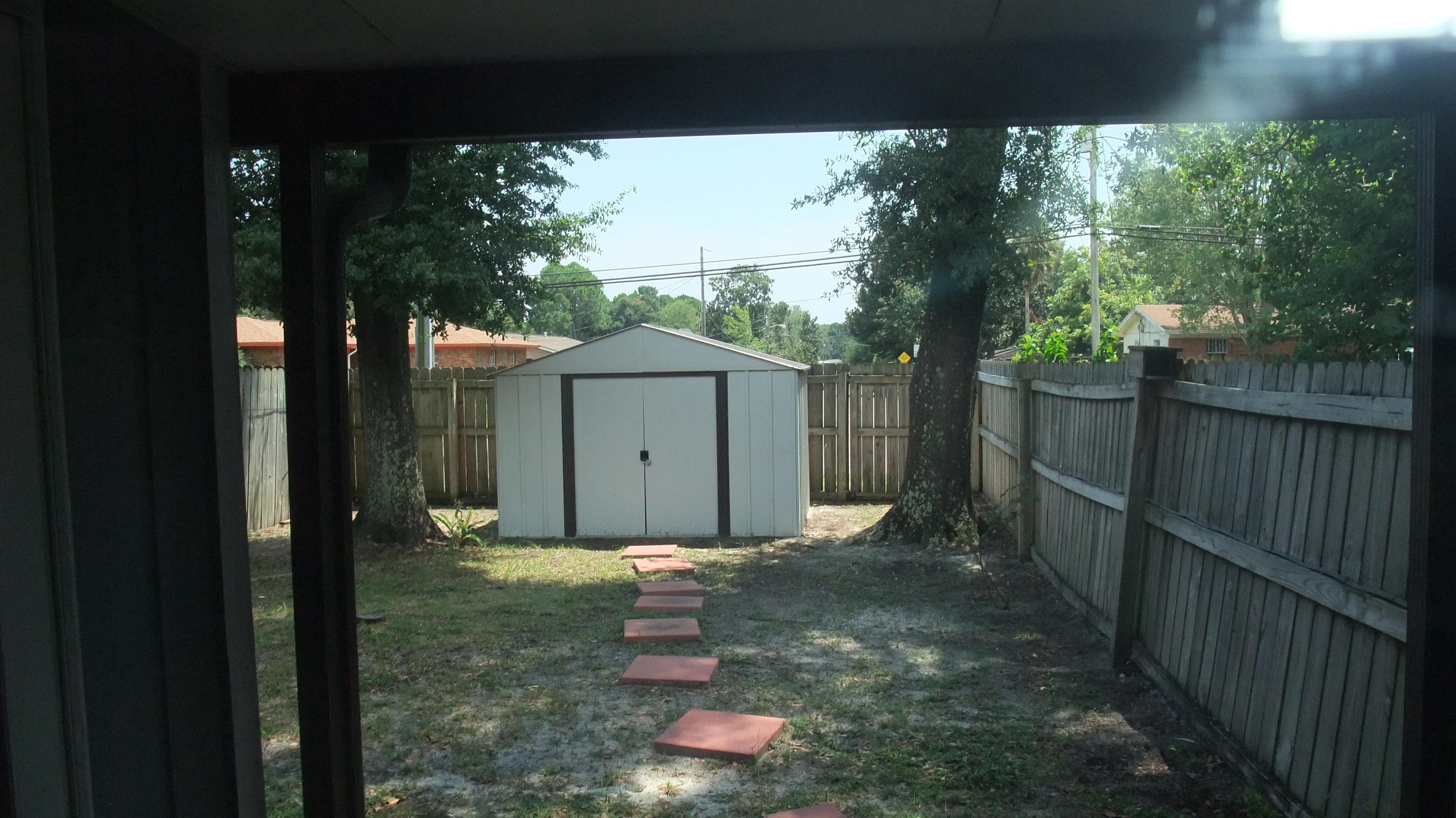 Viking Manor - Residential