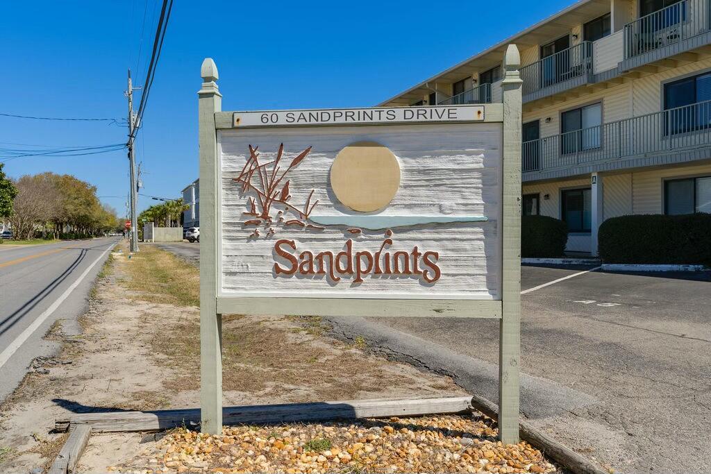 SANDPRINTS CONDO - Residential