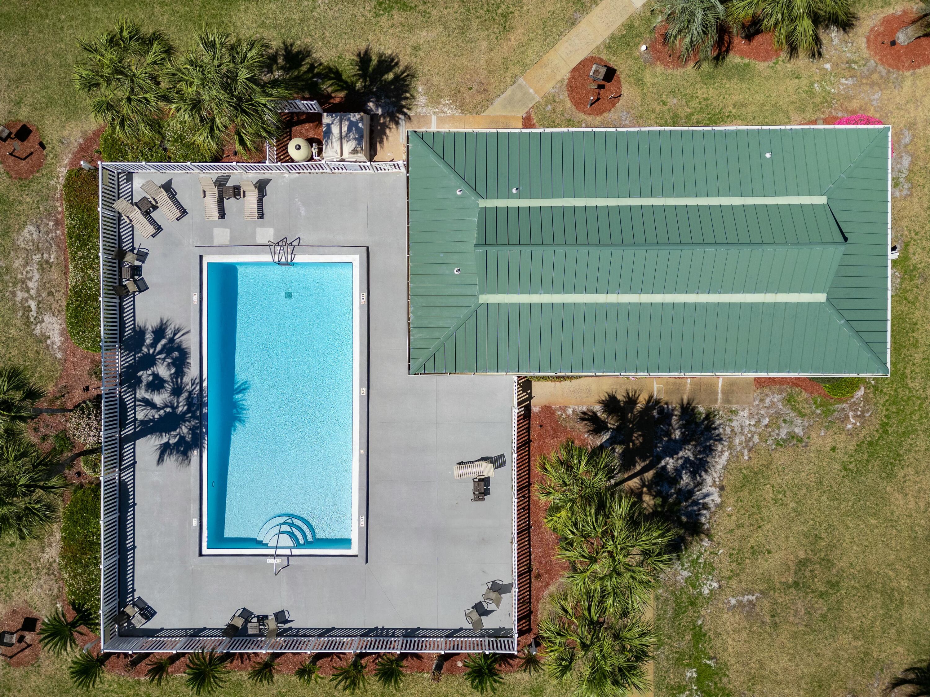 SANDPRINTS CONDO - Residential