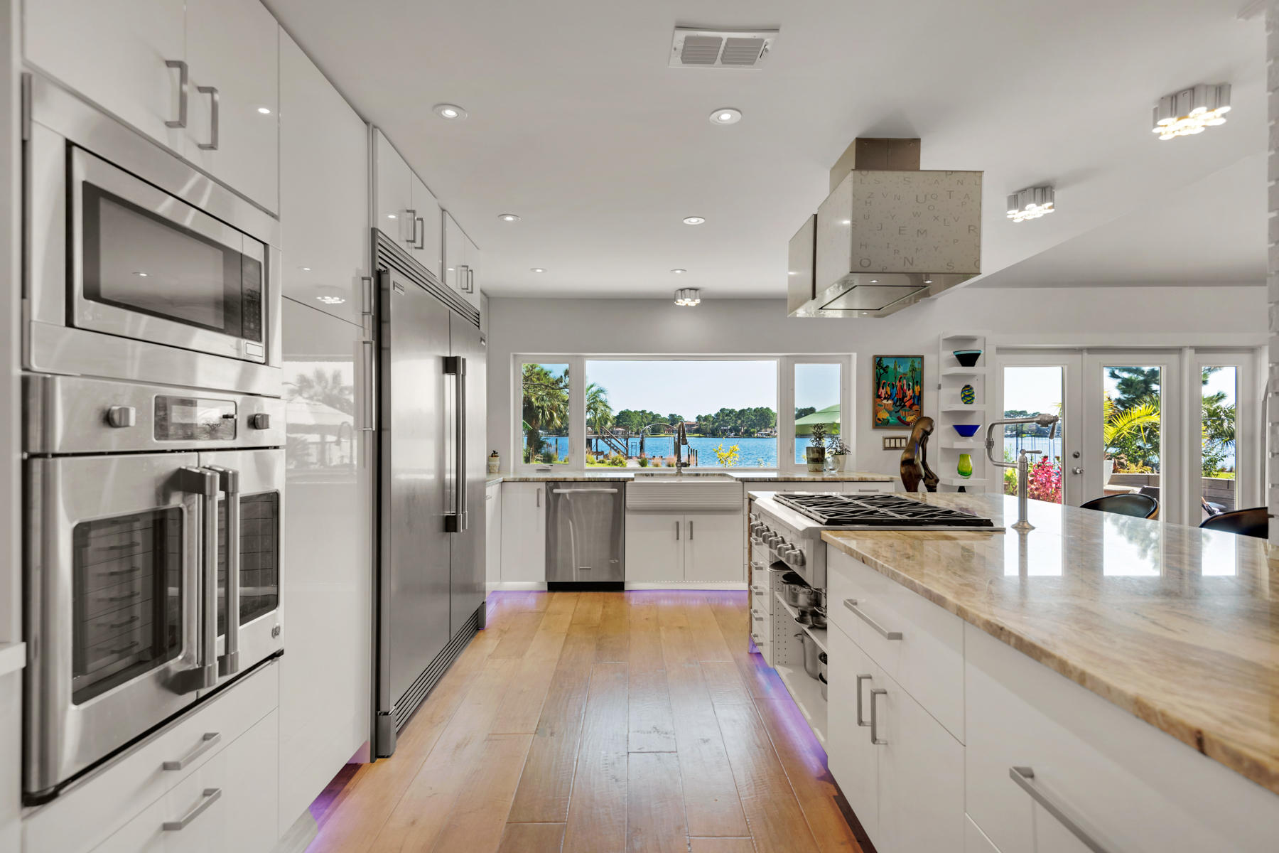 GARNIERS BEACH - Residential