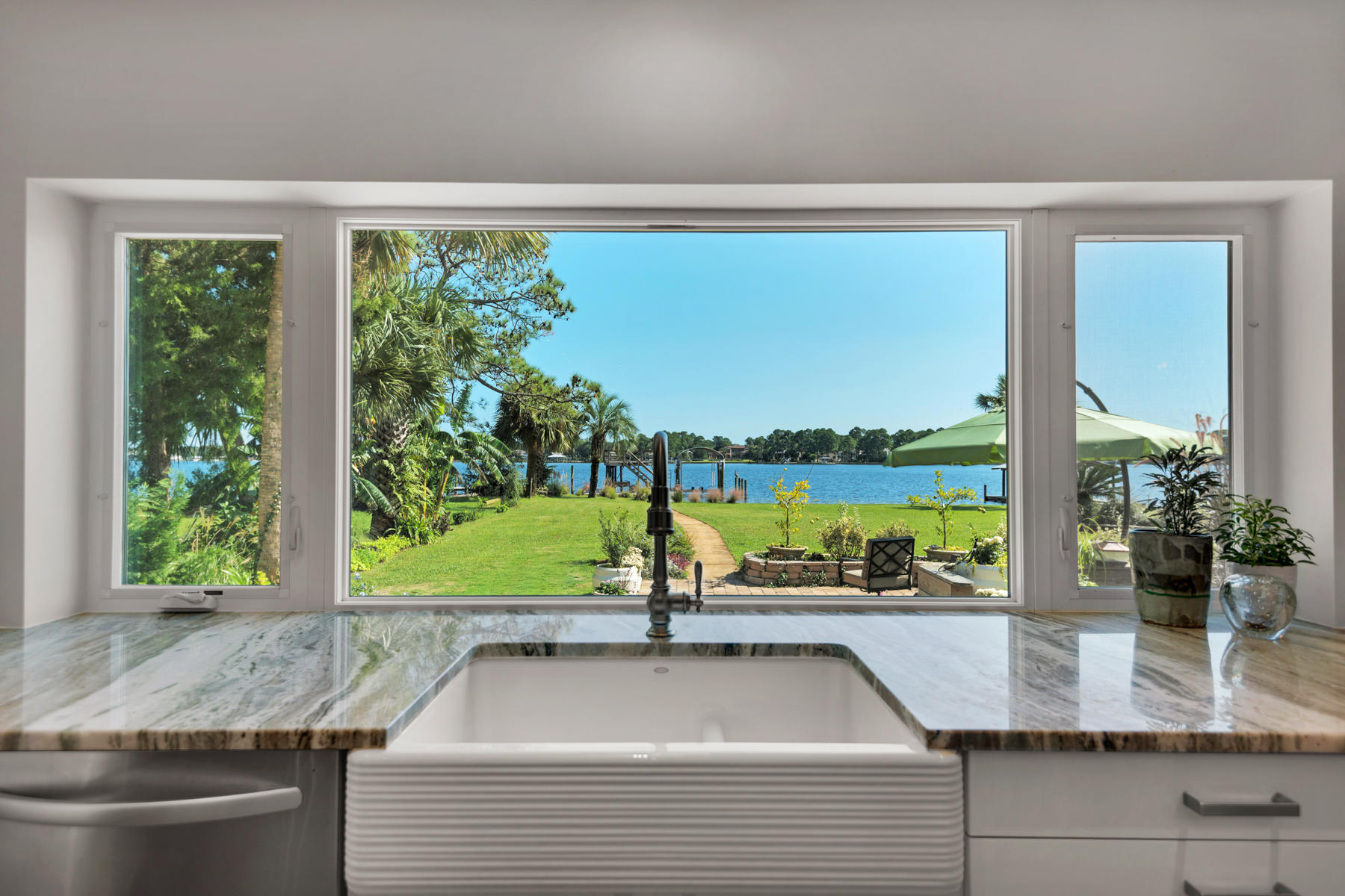 GARNIERS BEACH - Residential