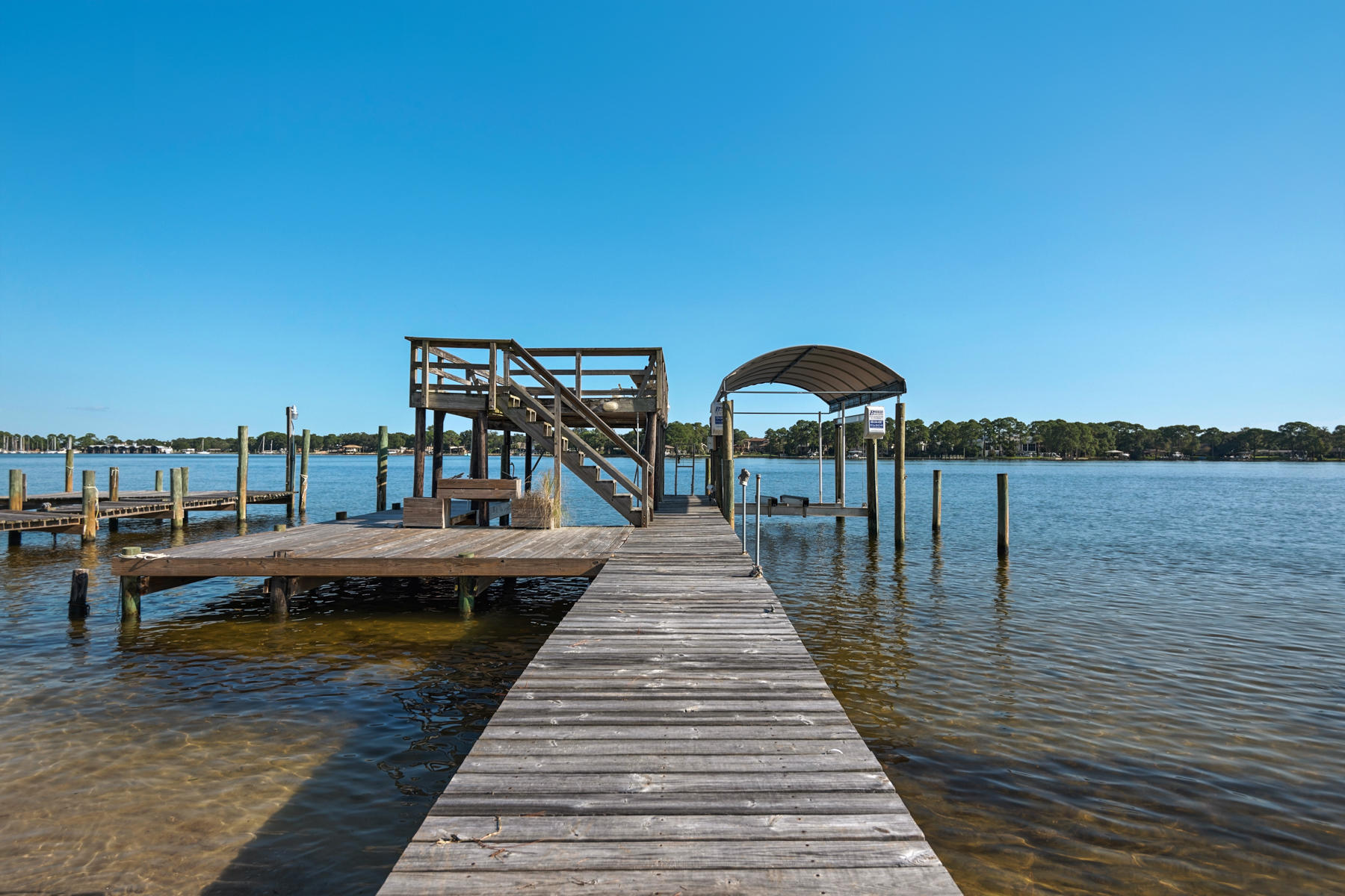 GARNIERS BEACH - Residential