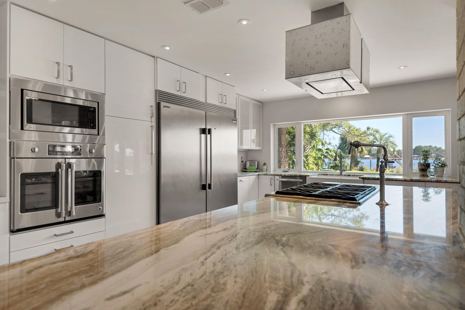 GARNIERS BEACH - Residential