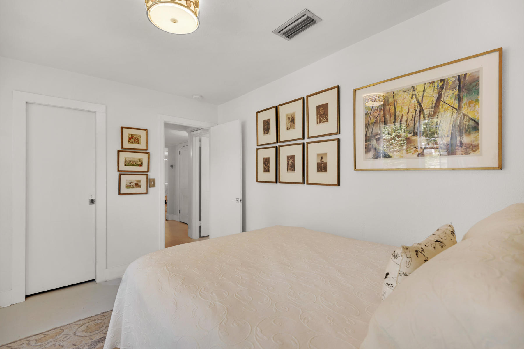 GARNIERS BEACH - Residential