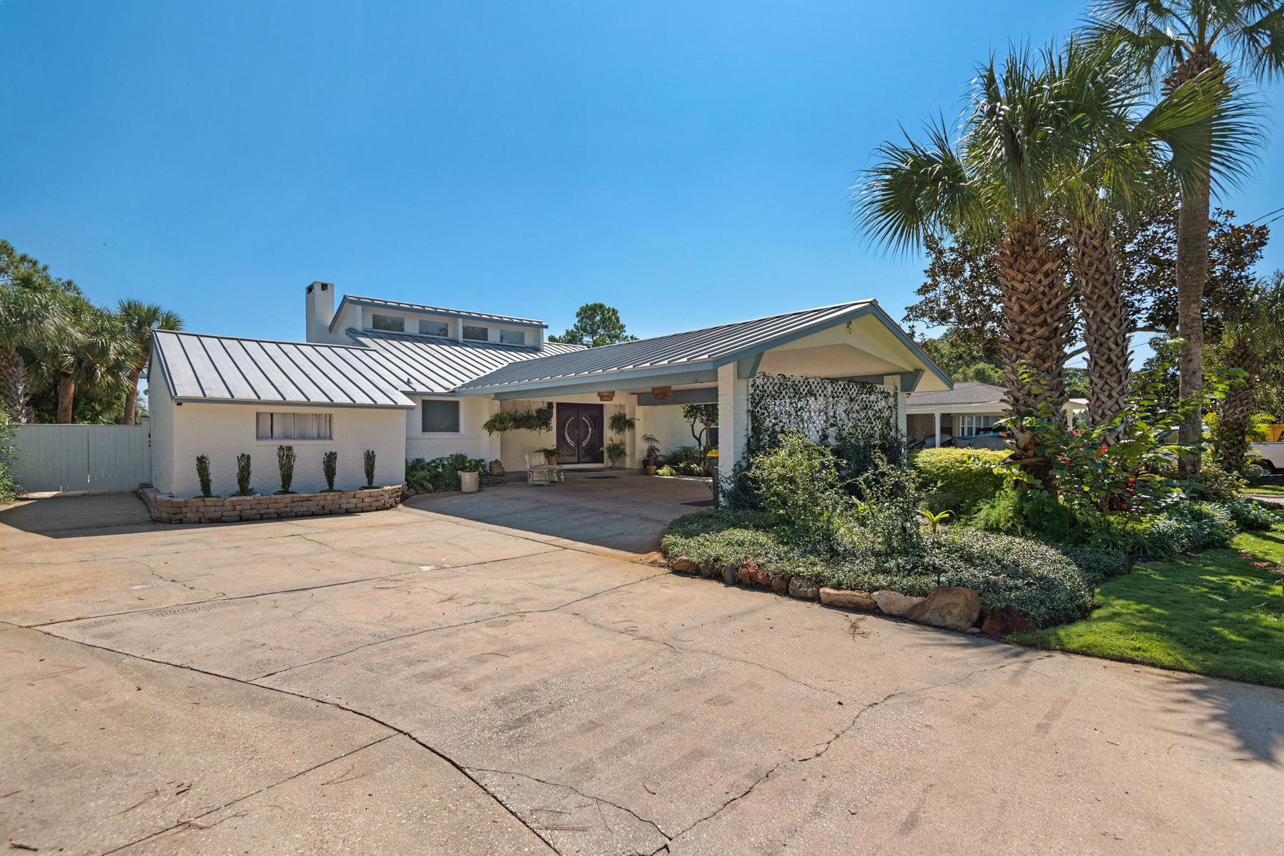 GARNIERS BEACH - Residential