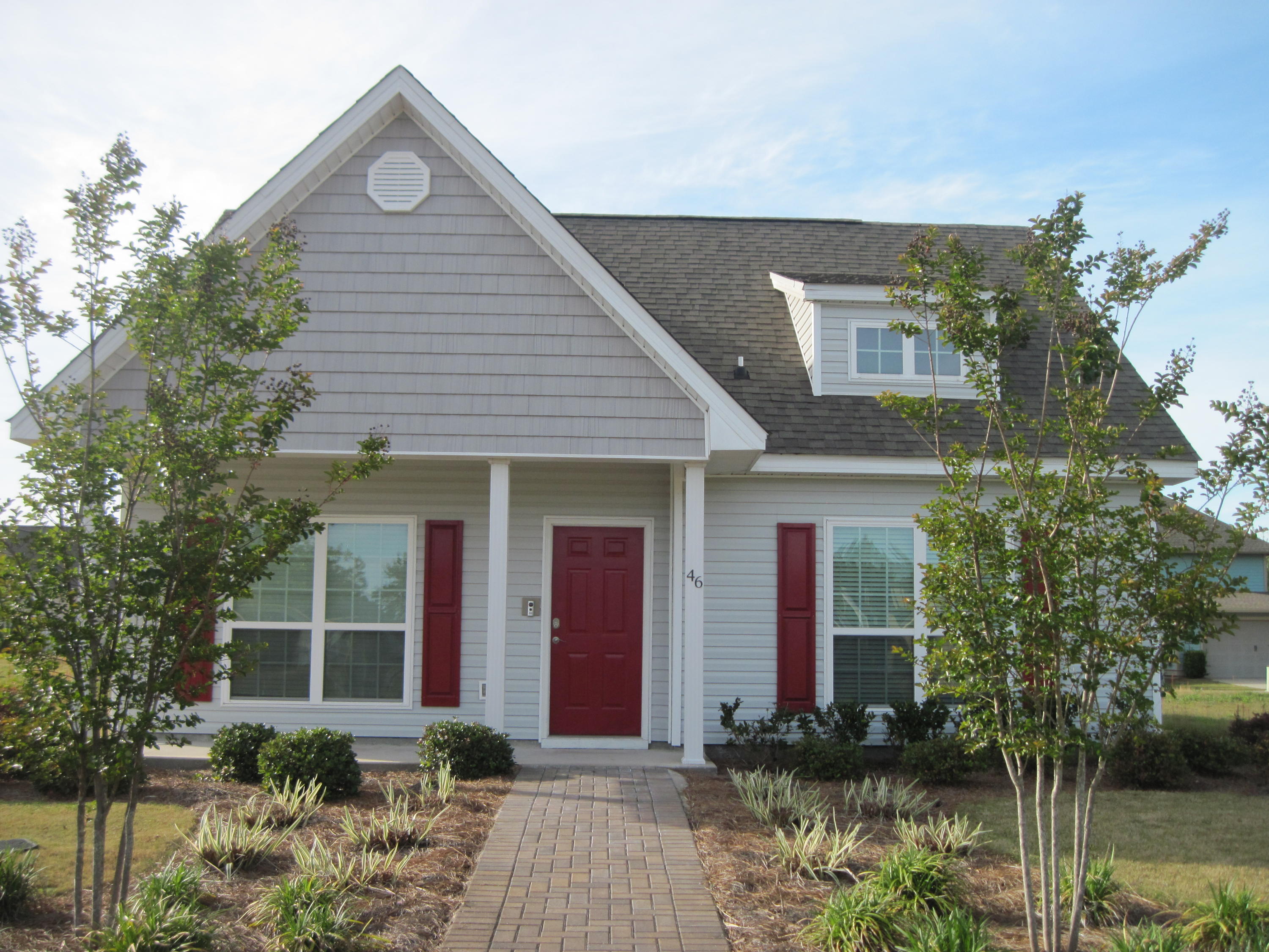 HAMMOCK BAY - Residential Lease